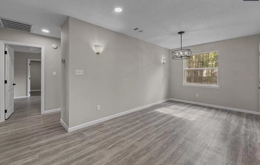 1661 Copperfield Circle