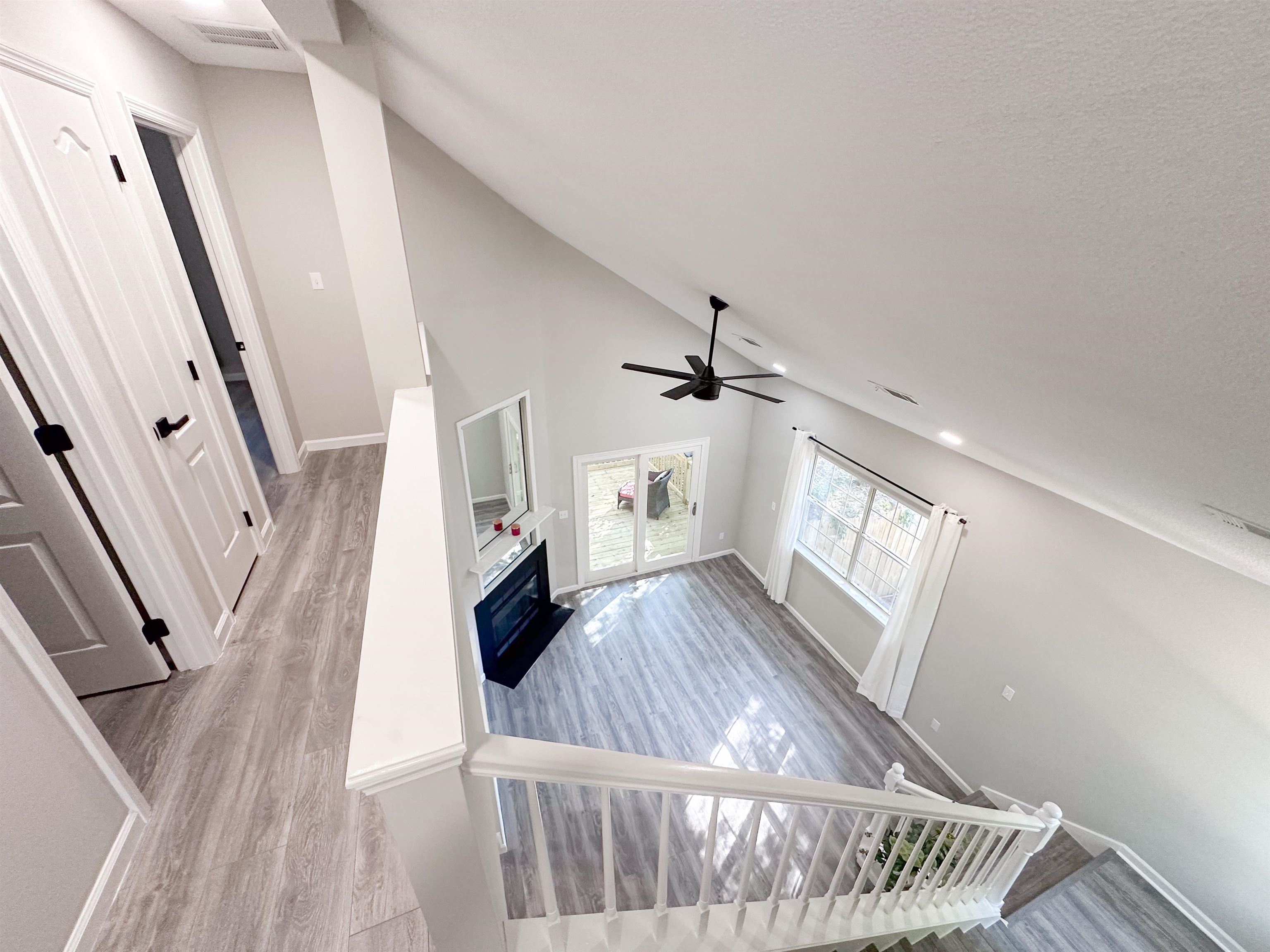 1661 Copperfield Circle