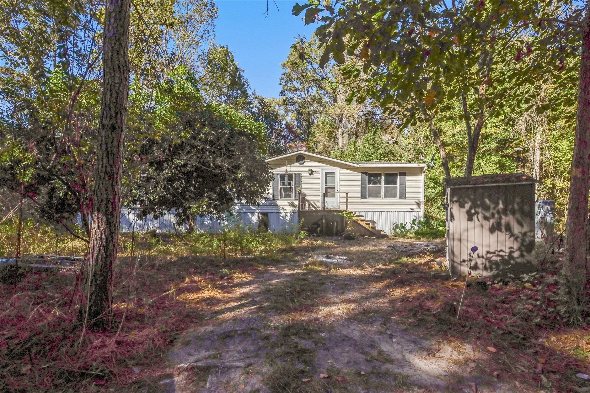728 Sir Richard Road