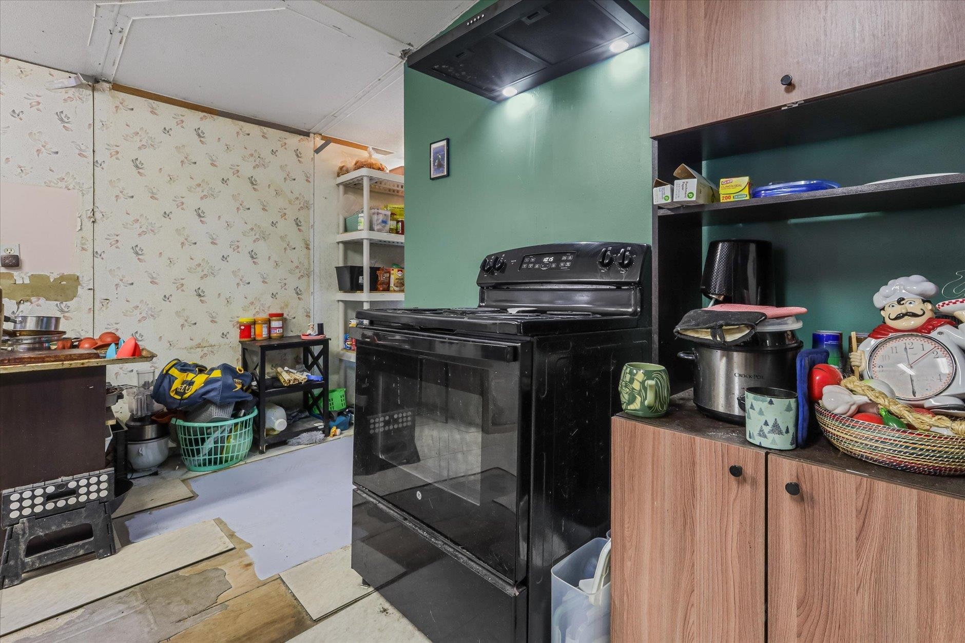 728 Sir Richard Road