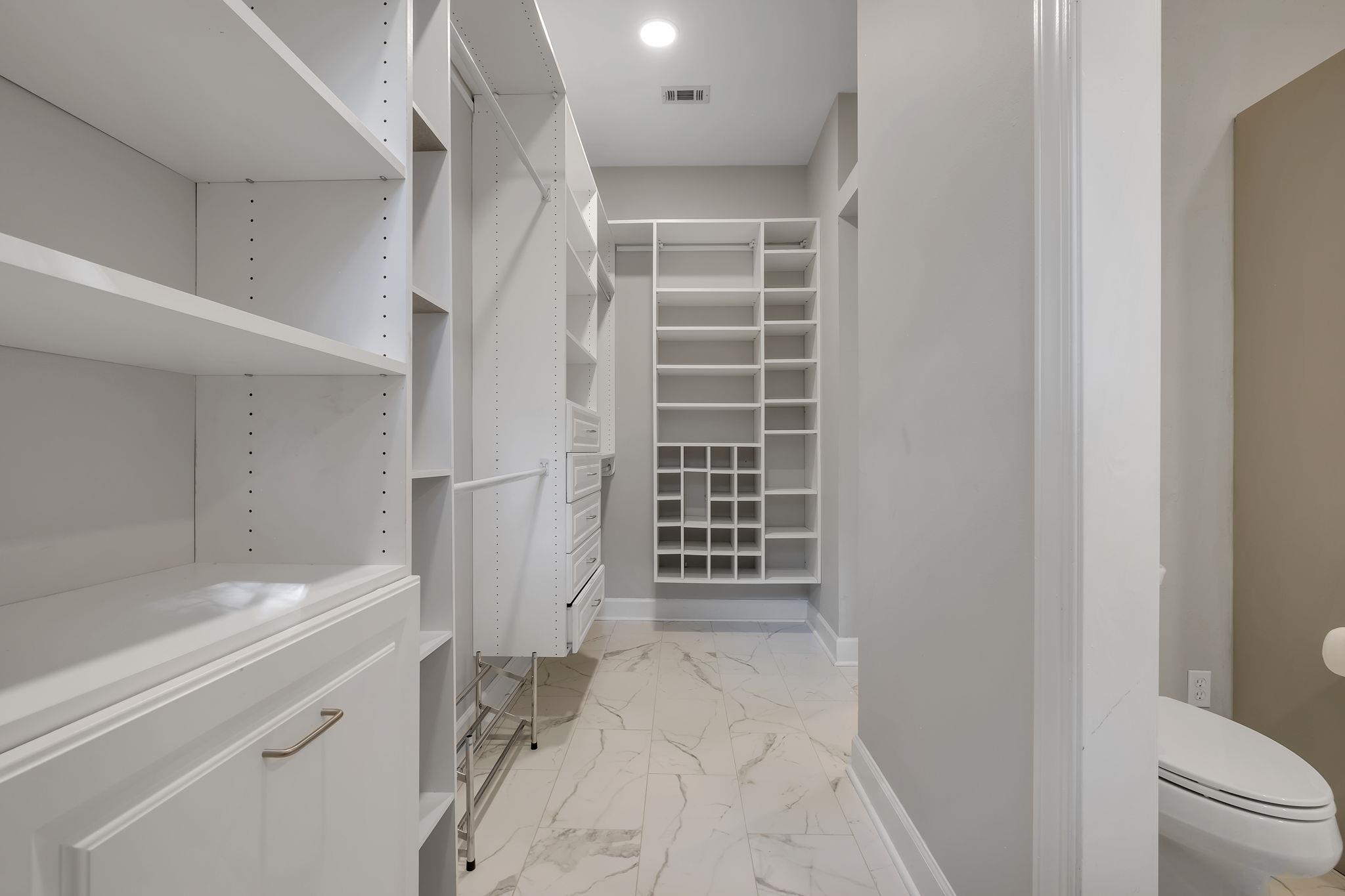 1304 Live Oak Plantation Road