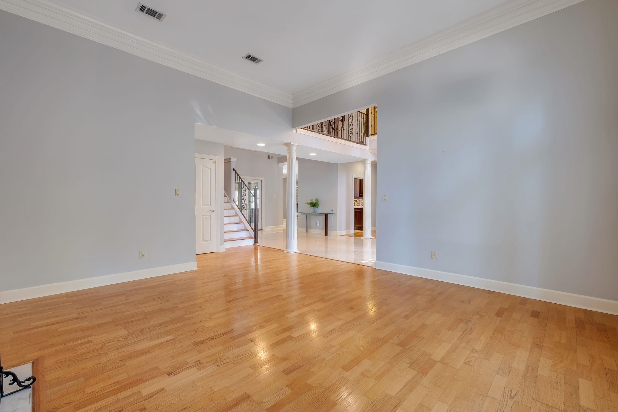 1304 Live Oak Plantation Road