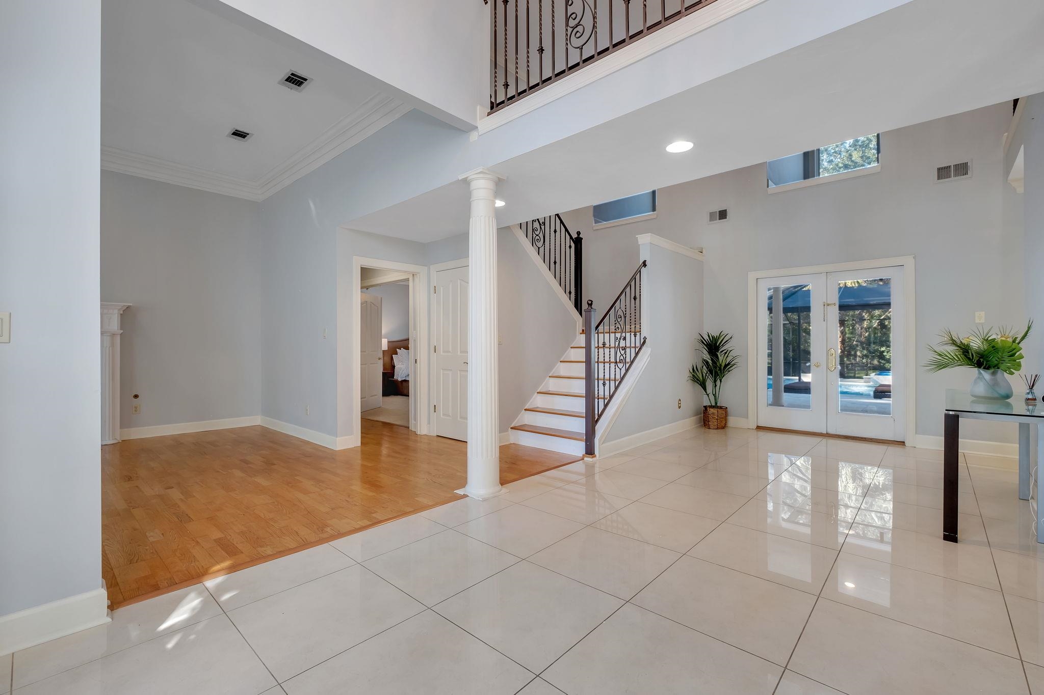 1304 Live Oak Plantation Road