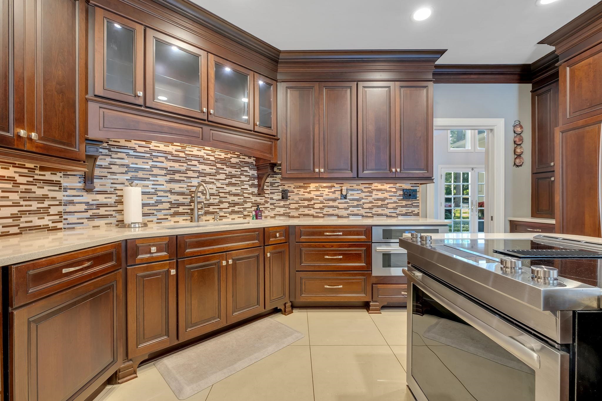 1304 Live Oak Plantation Road