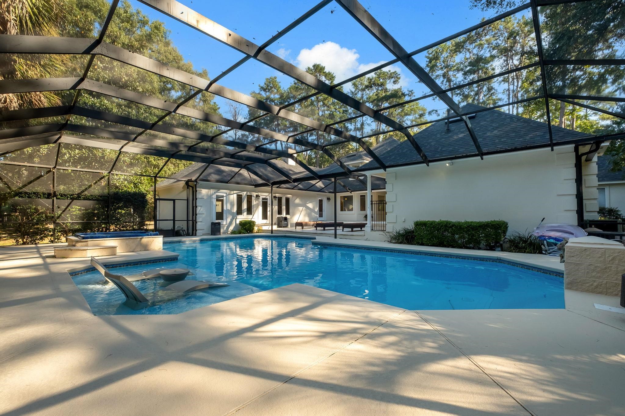1304 Live Oak Plantation Road