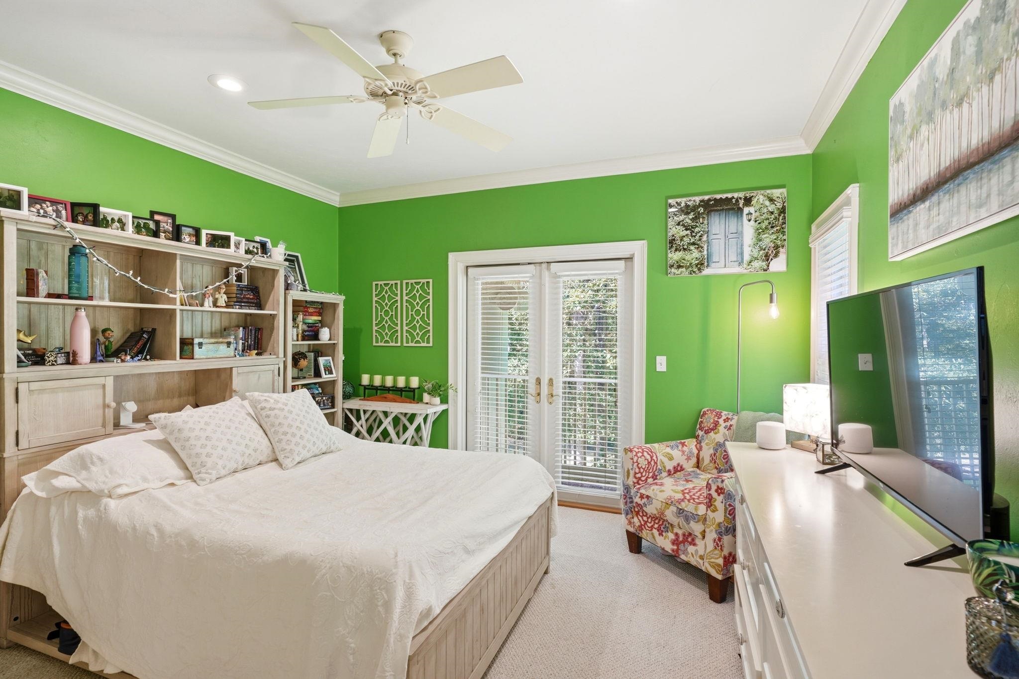 117 MEADOW WOOD Court