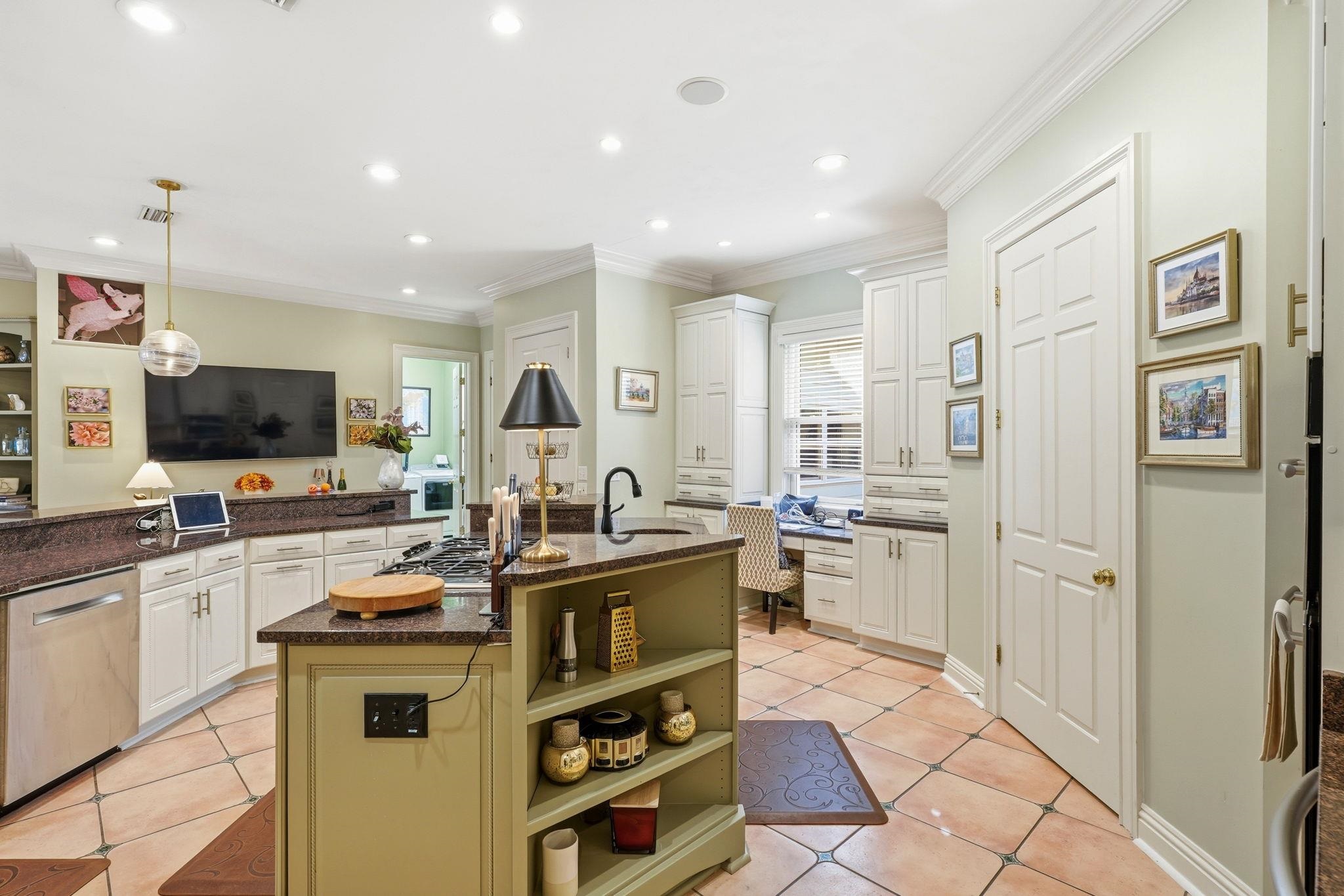 117 MEADOW WOOD Court