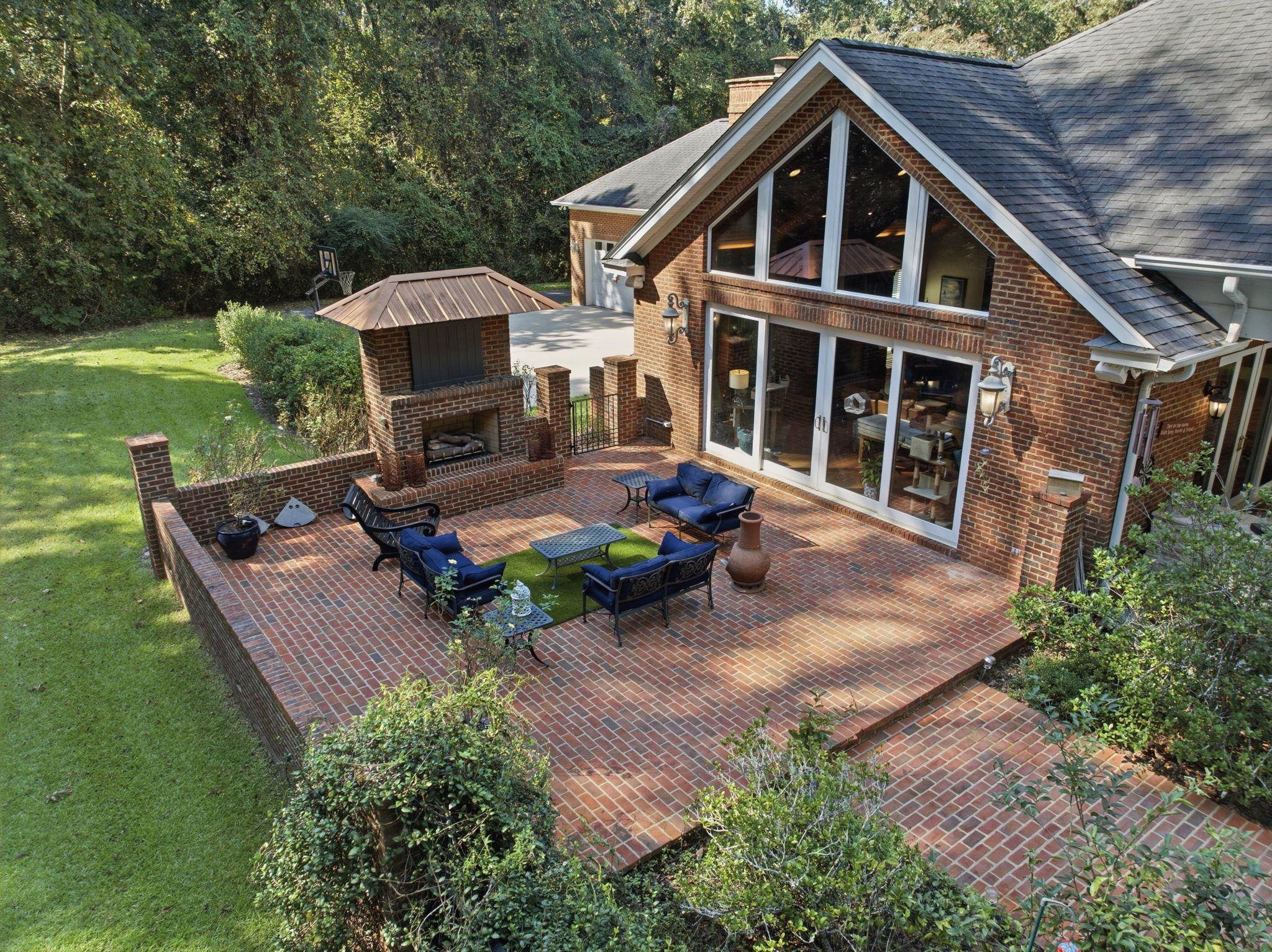 117 MEADOW WOOD Court