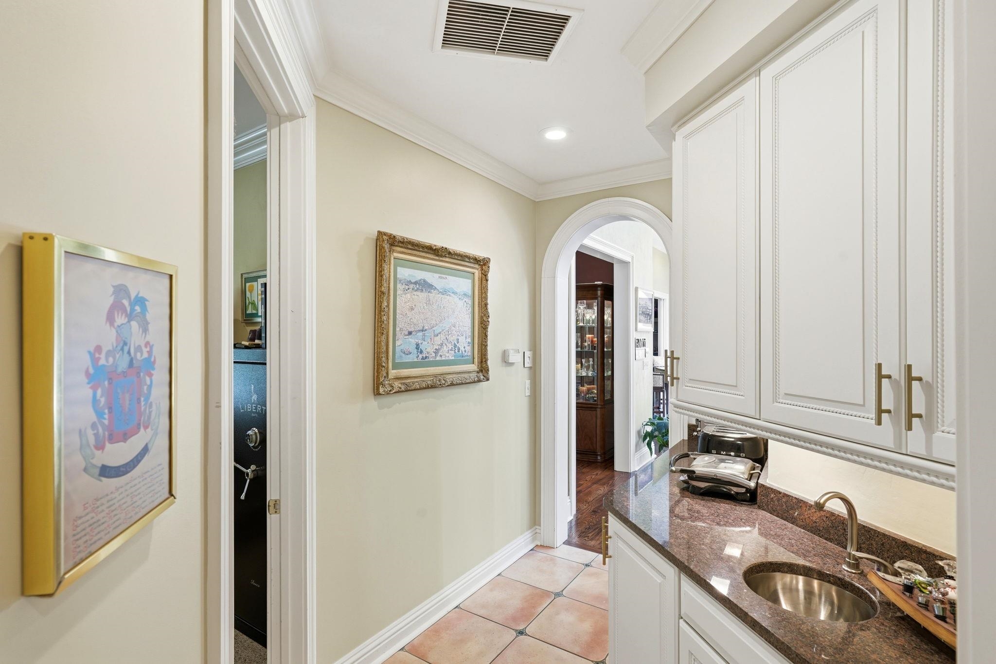 117 MEADOW WOOD Court