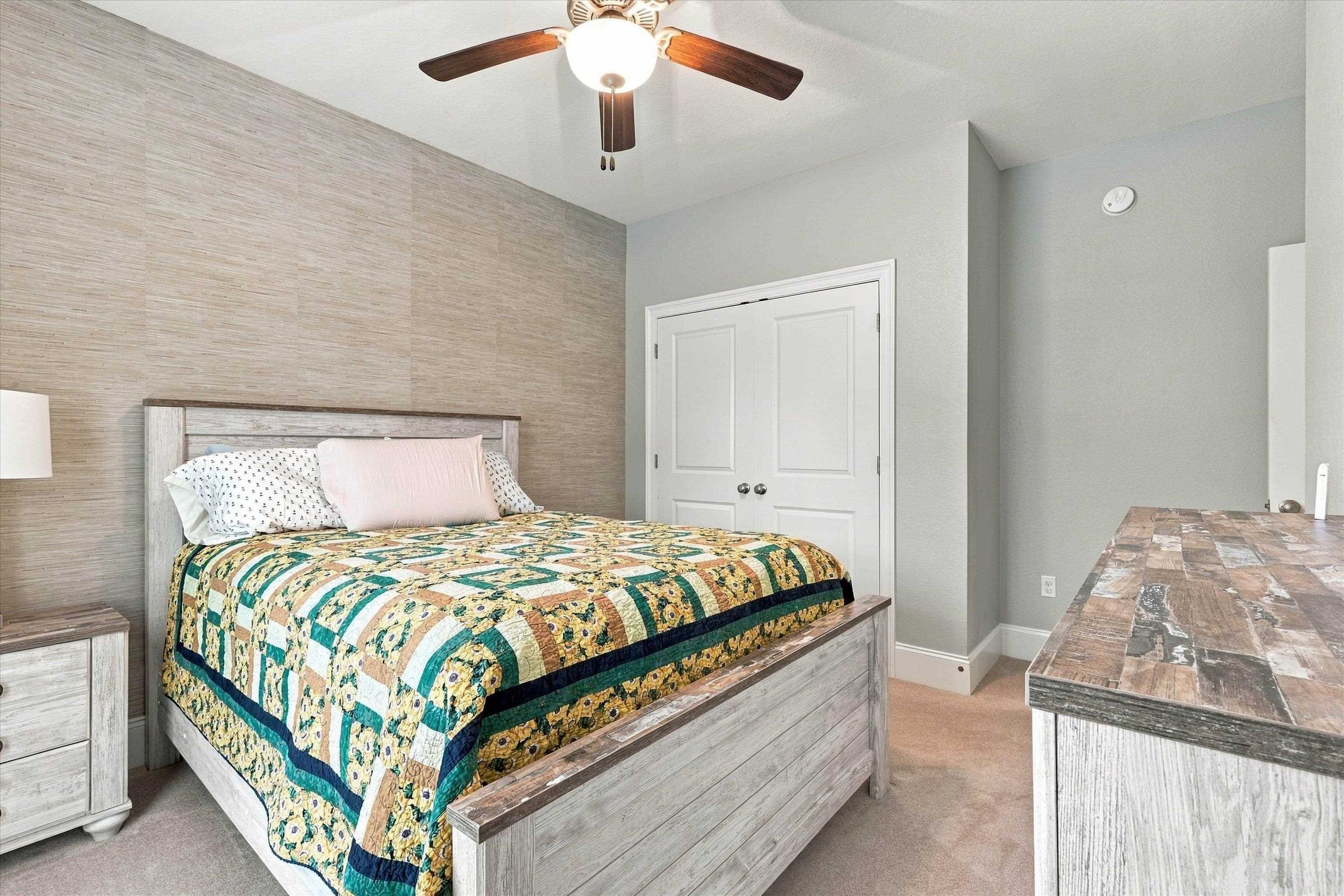 5833 Dahlgren Trail