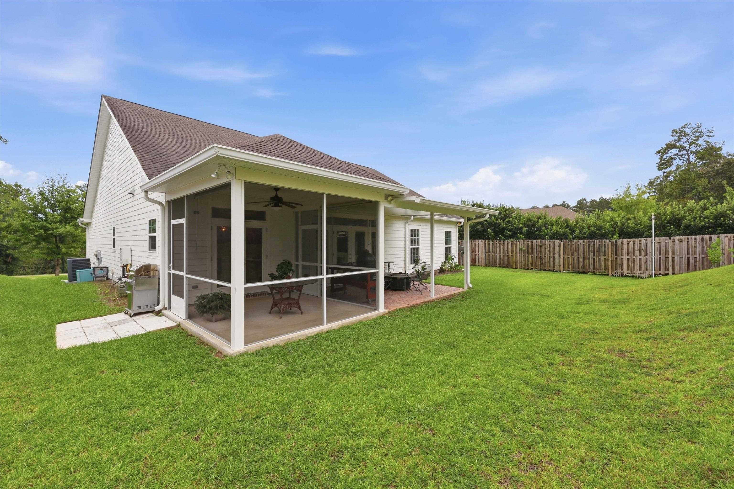 5833 Dahlgren Trail