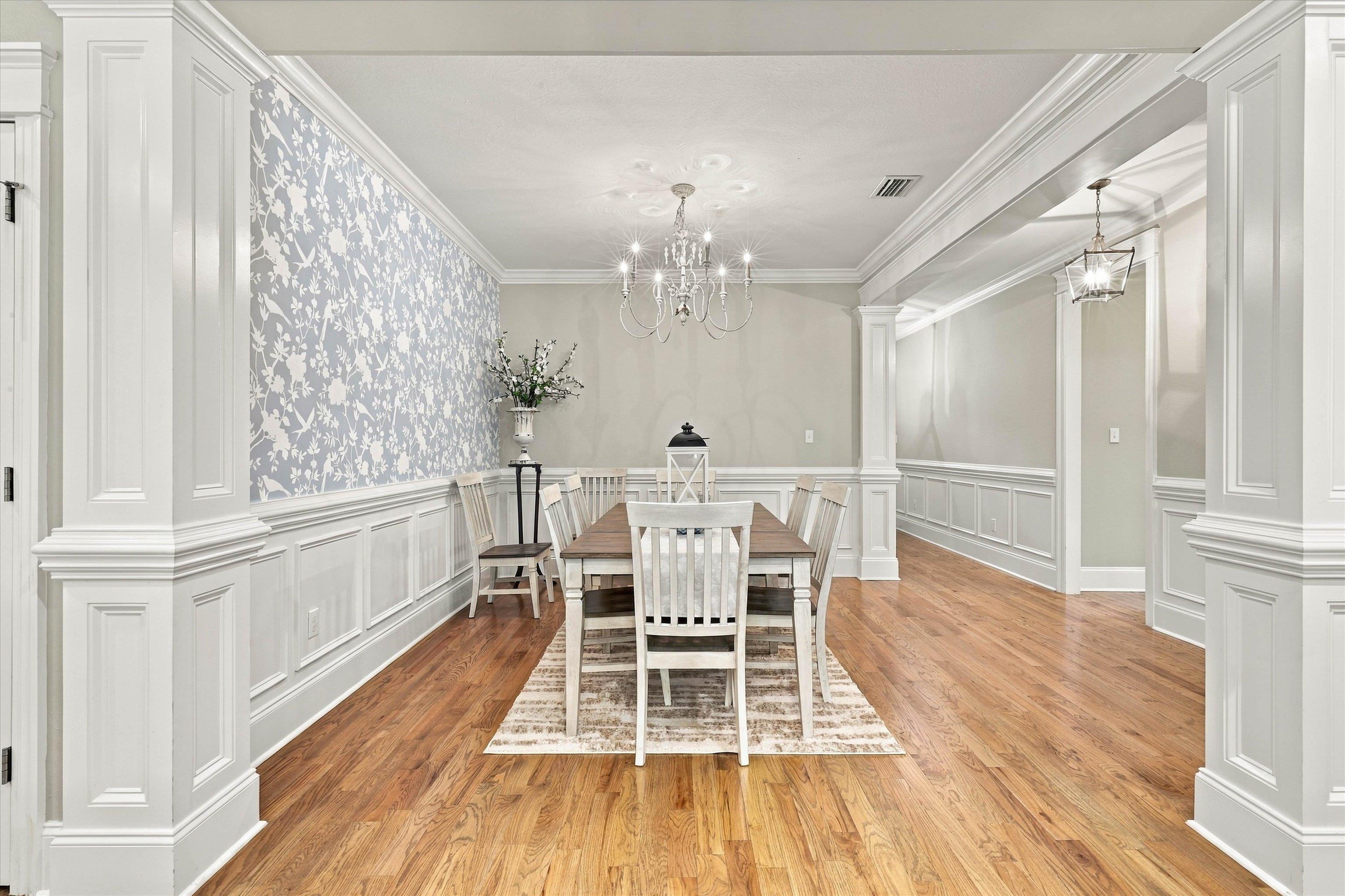 5833 Dahlgren Trail