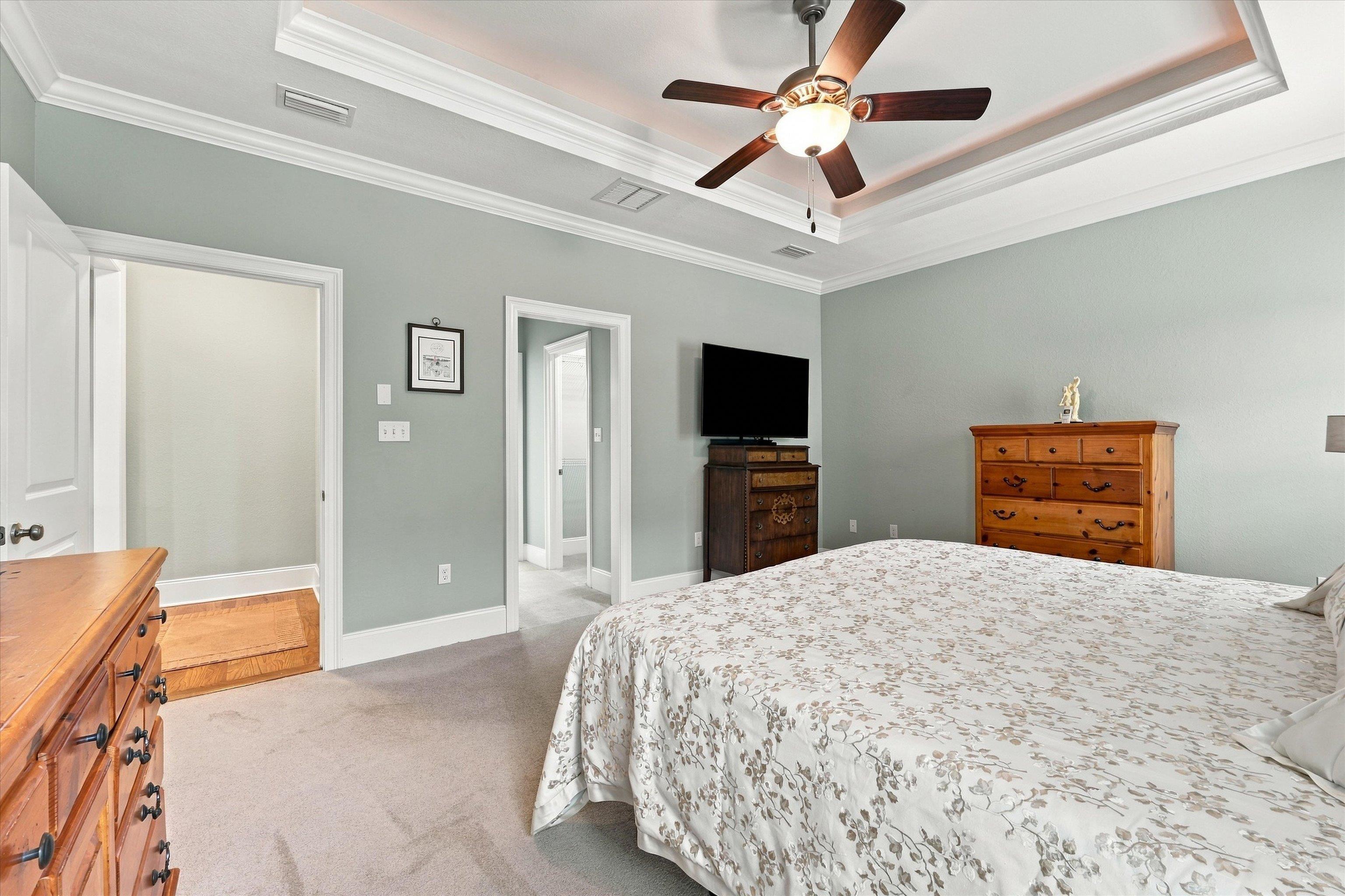5833 Dahlgren Trail