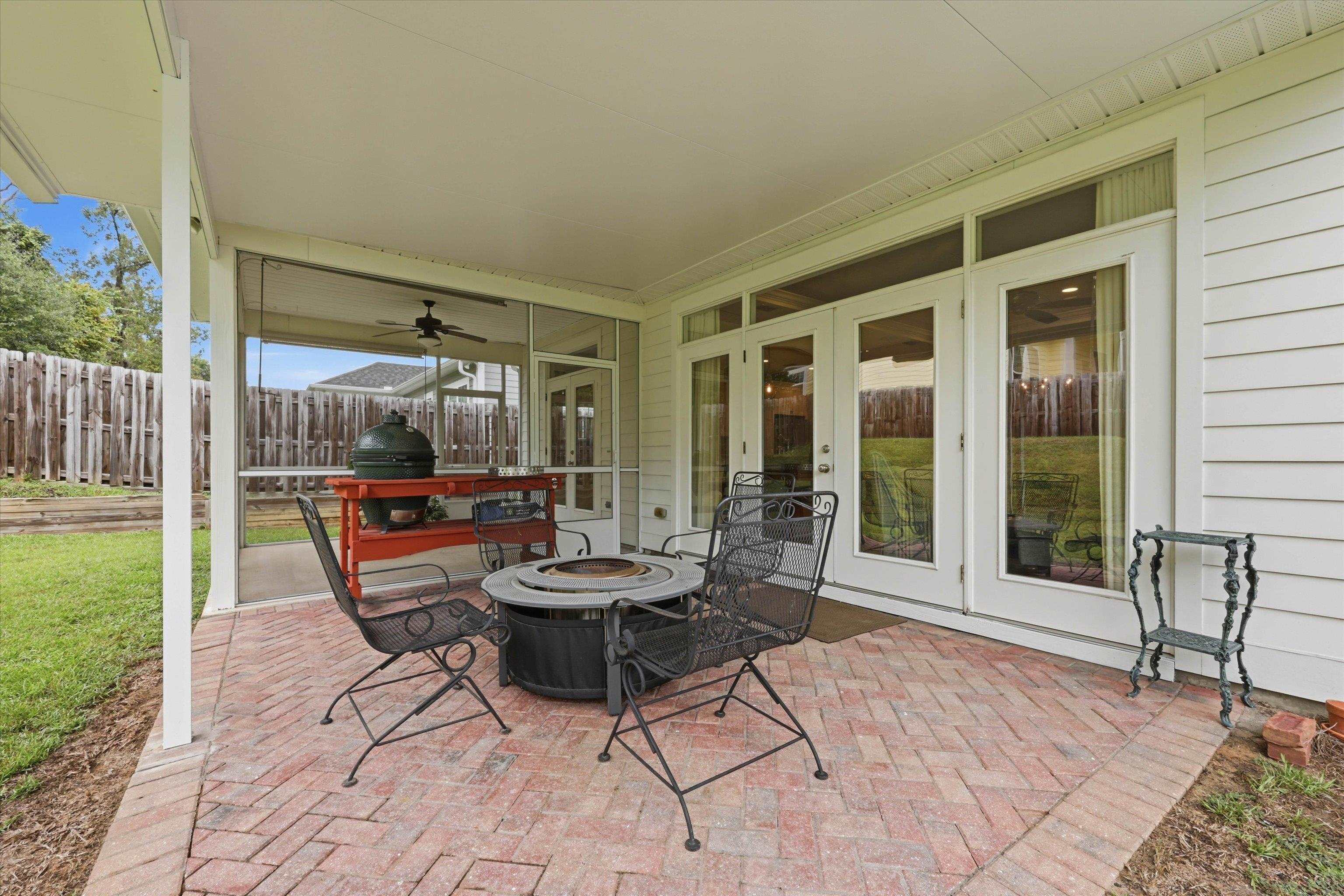 5833 Dahlgren Trail