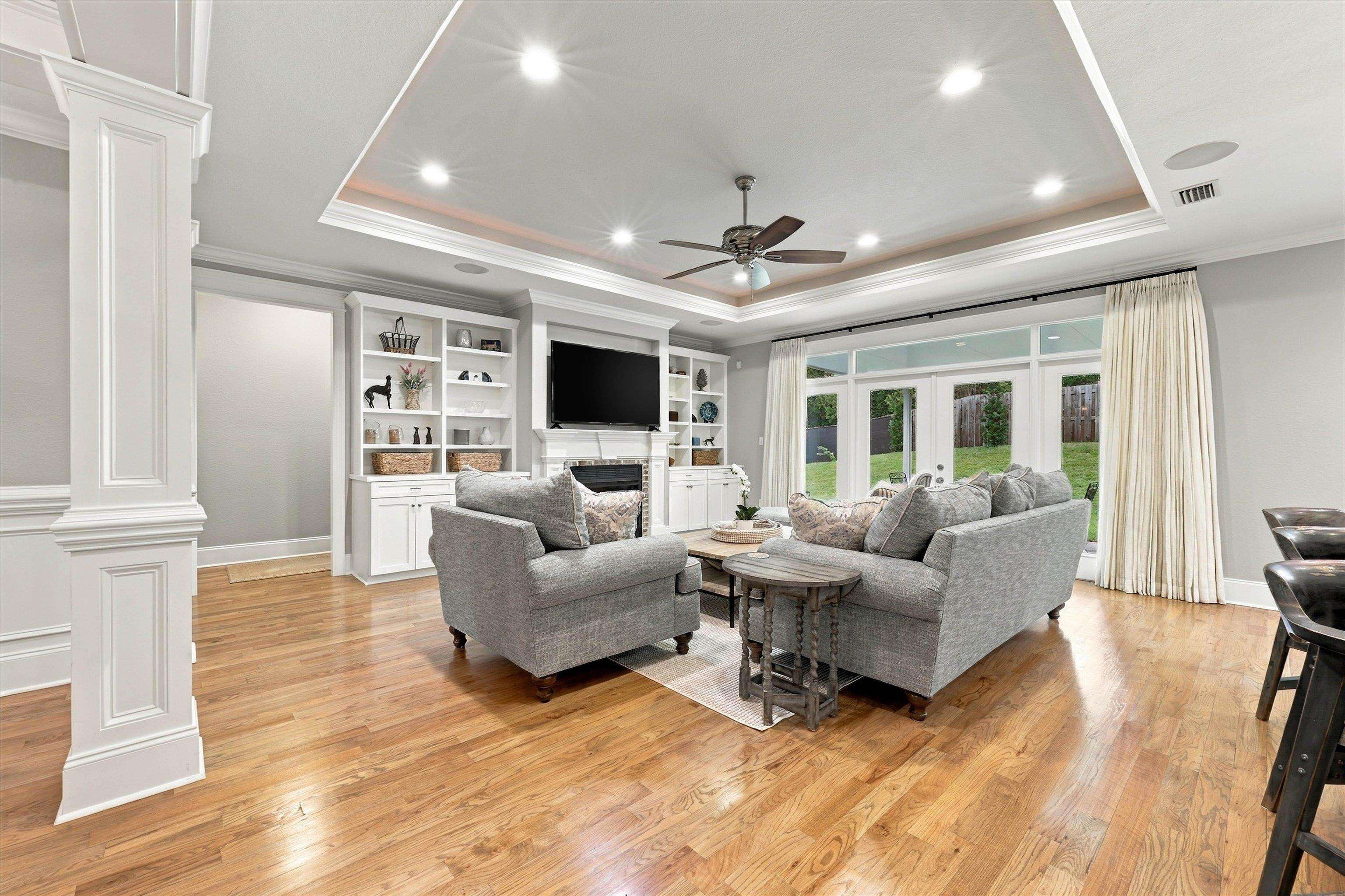 5833 Dahlgren Trail