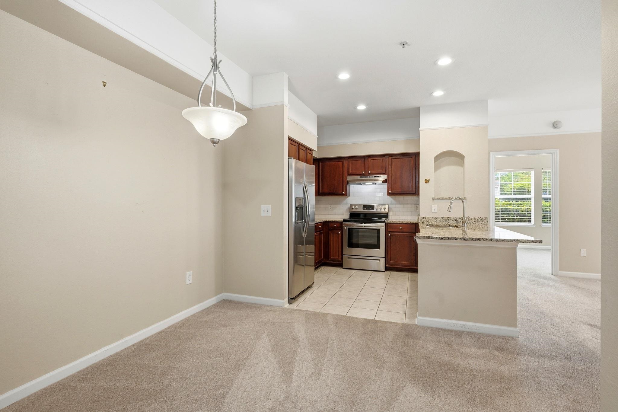 2801 CHANCELLORSVILLE Drive Unit: 117