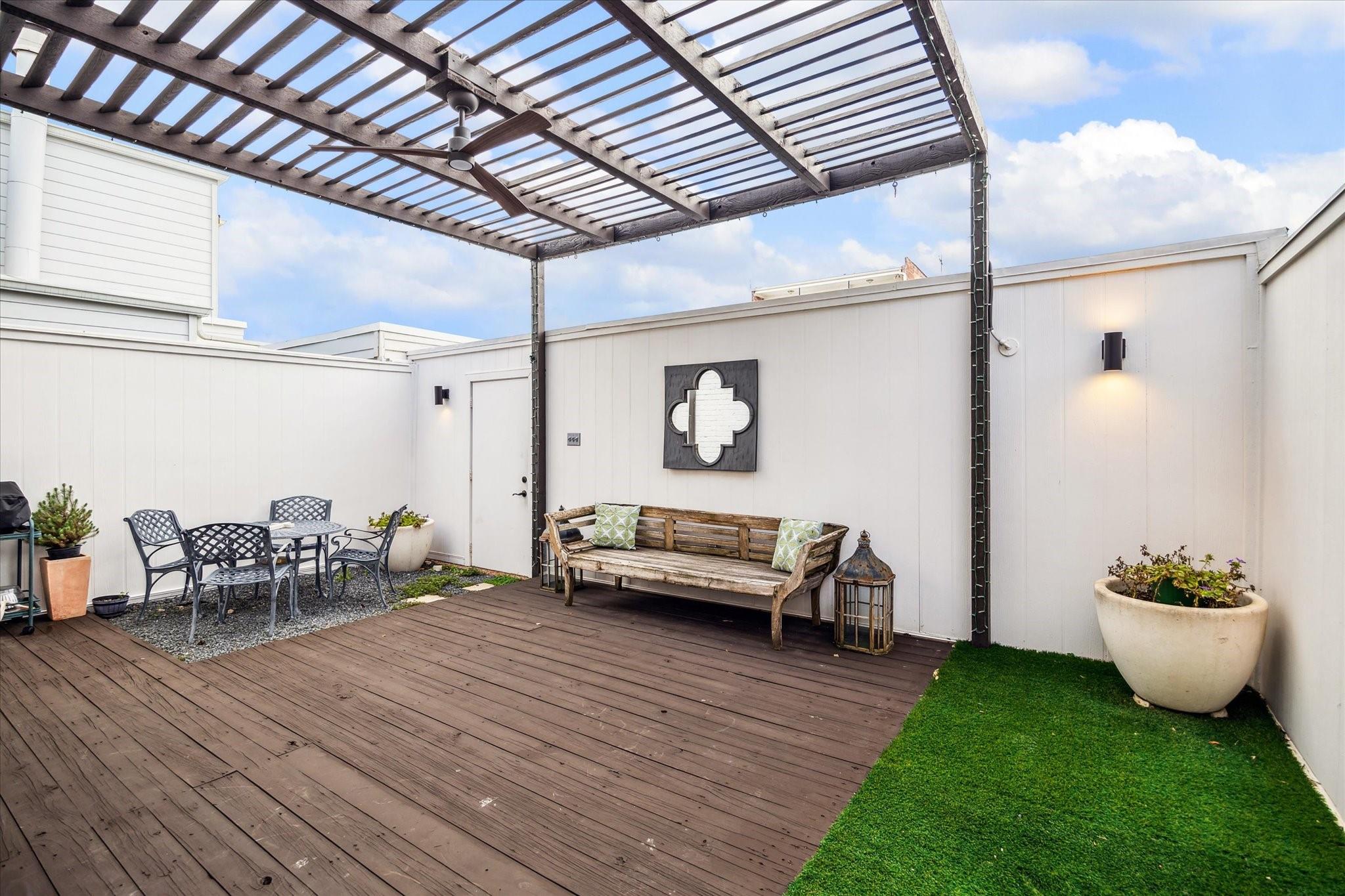 7533 Del Monte Drive