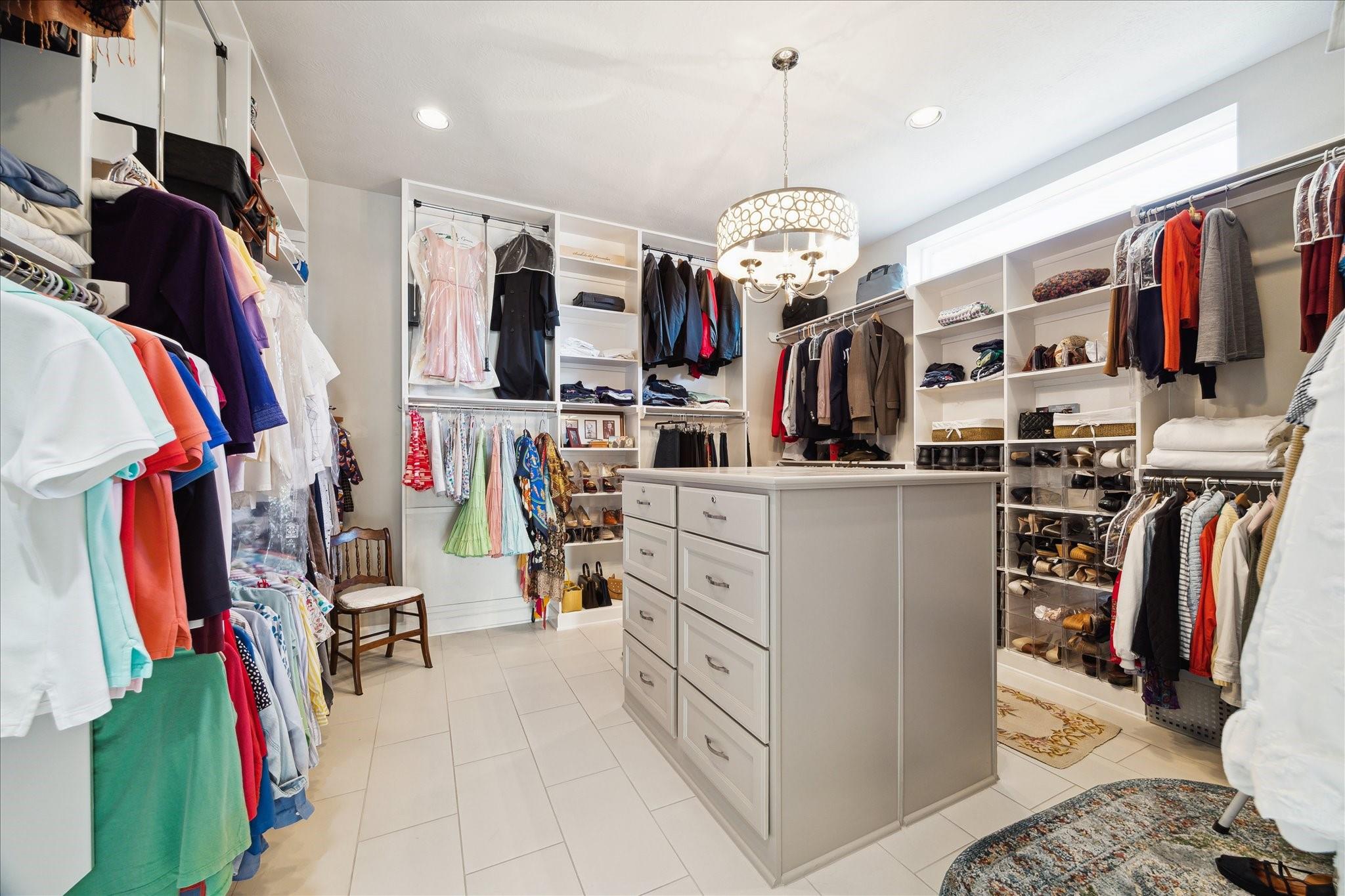 1202 Meadowlark Lane, Sugar Land