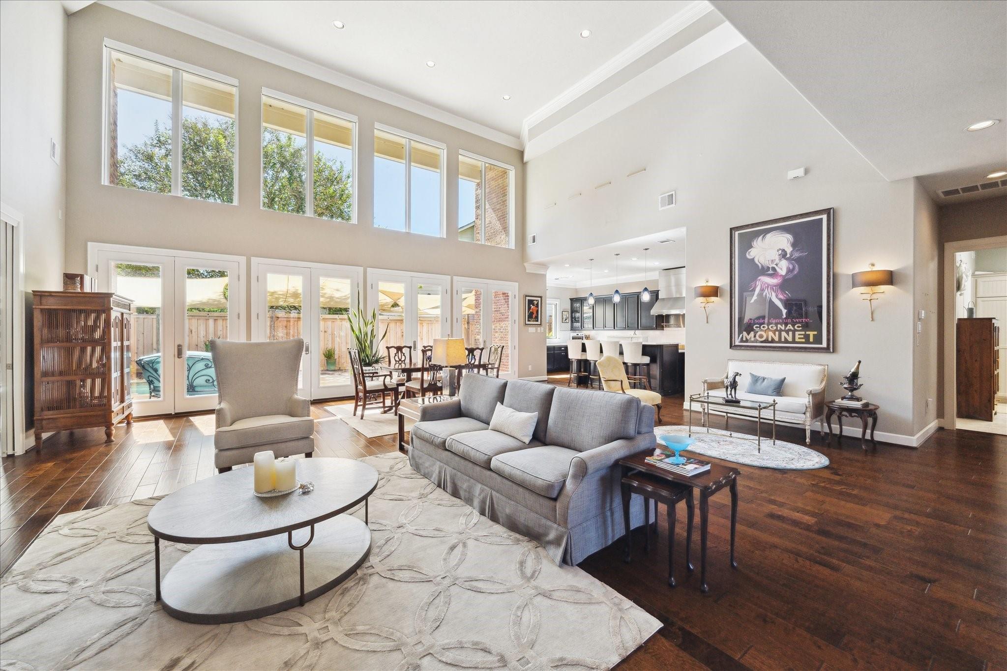 1202 Meadowlark Lane, Sugar Land