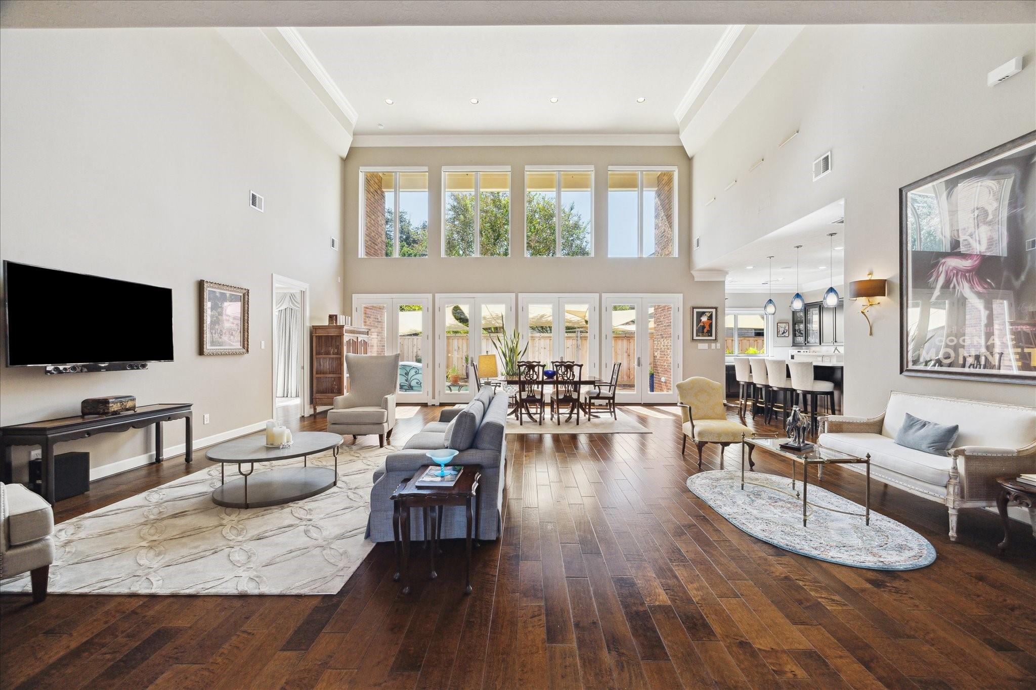 1202 Meadowlark Lane, Sugar Land