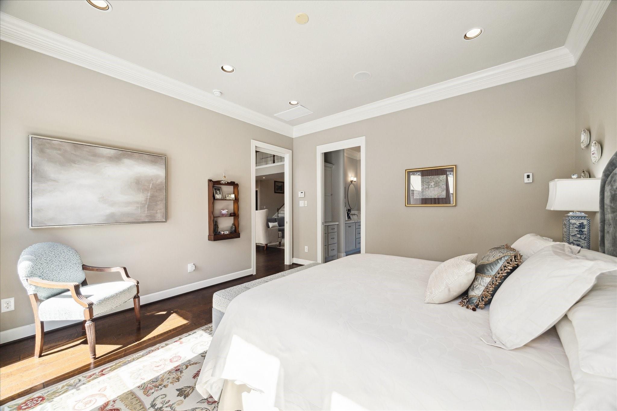 1202 Meadowlark Lane, Sugar Land