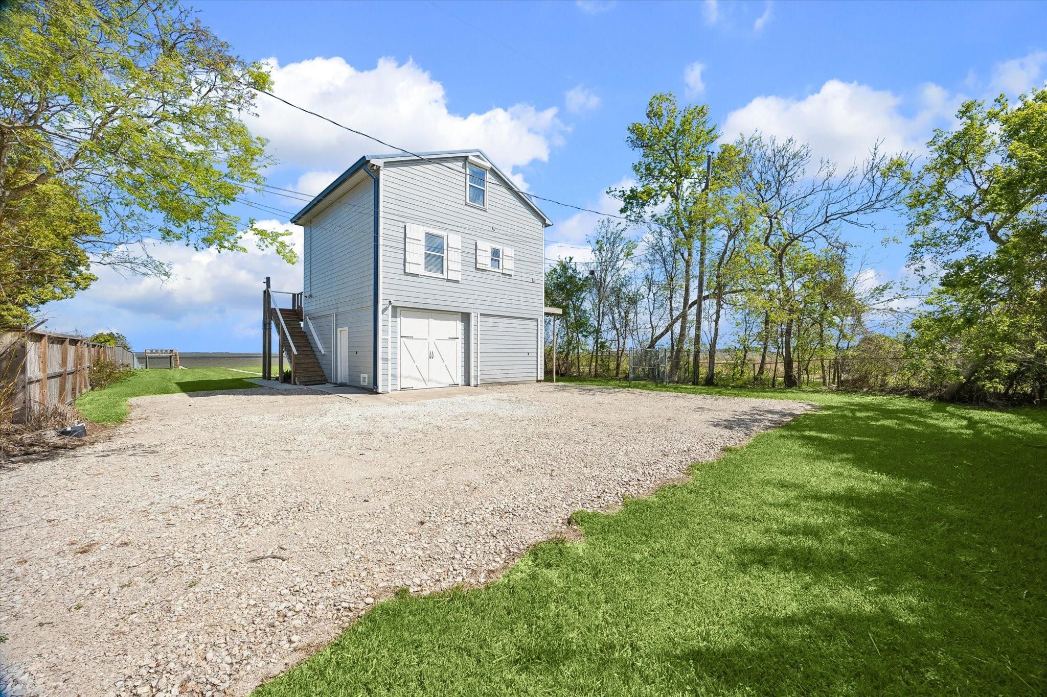 2015 Crescent Drive