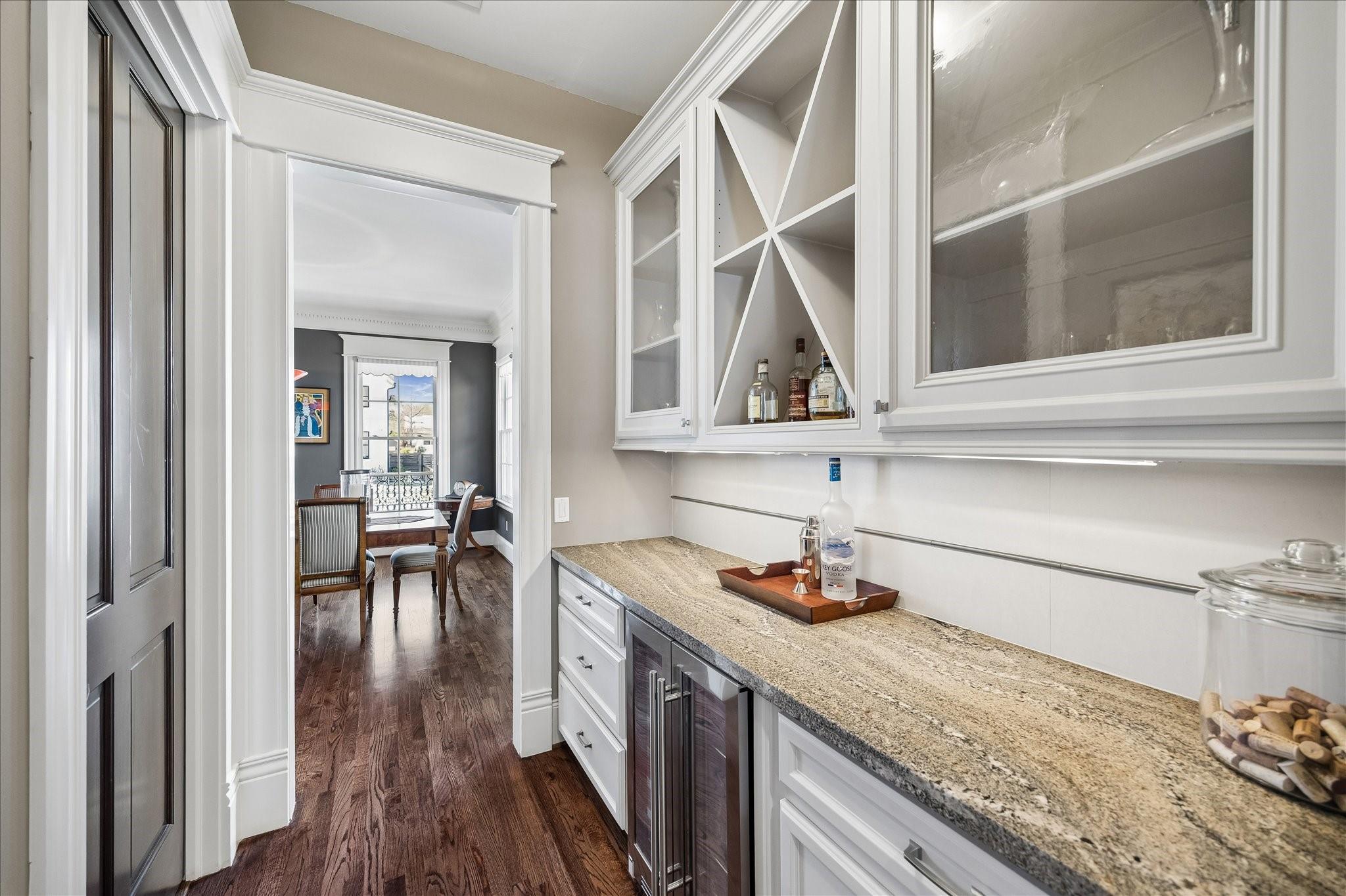 1828 Arlington Street