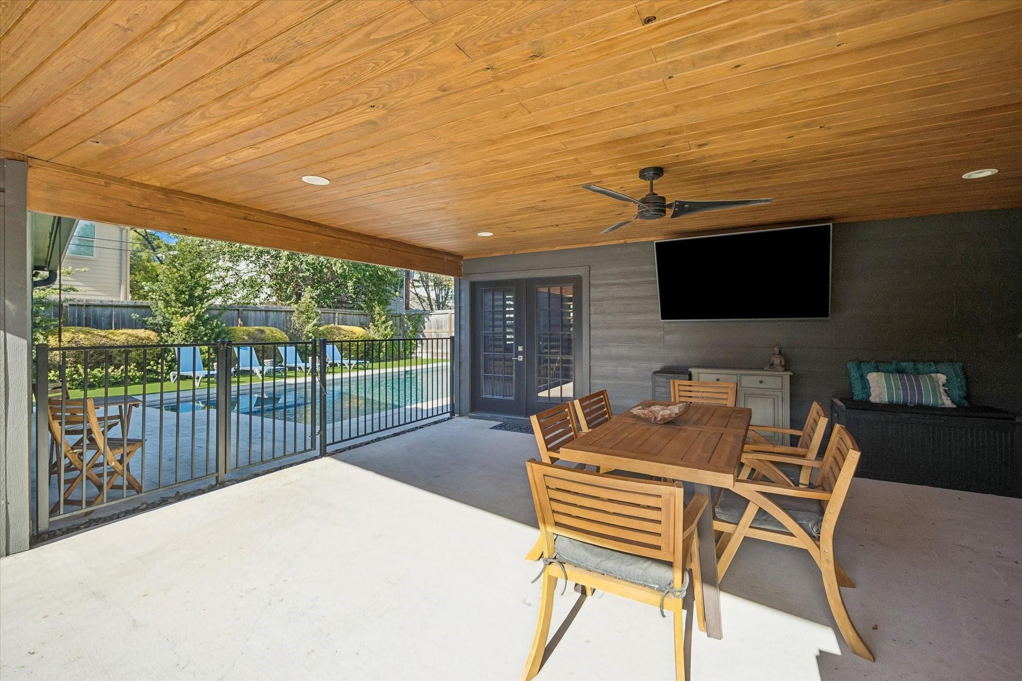 13830 Barryknoll Lane