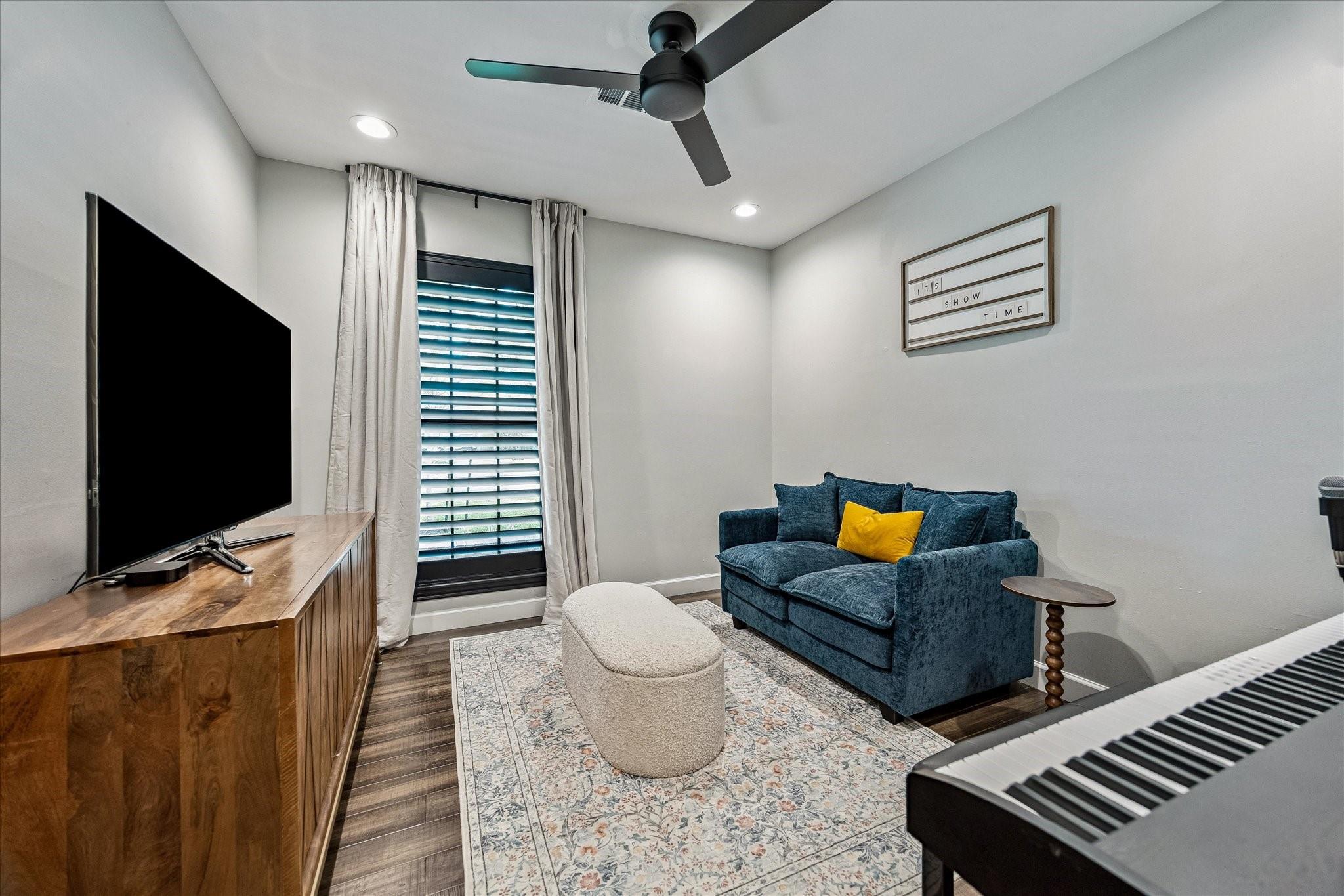 13830 Barryknoll Lane