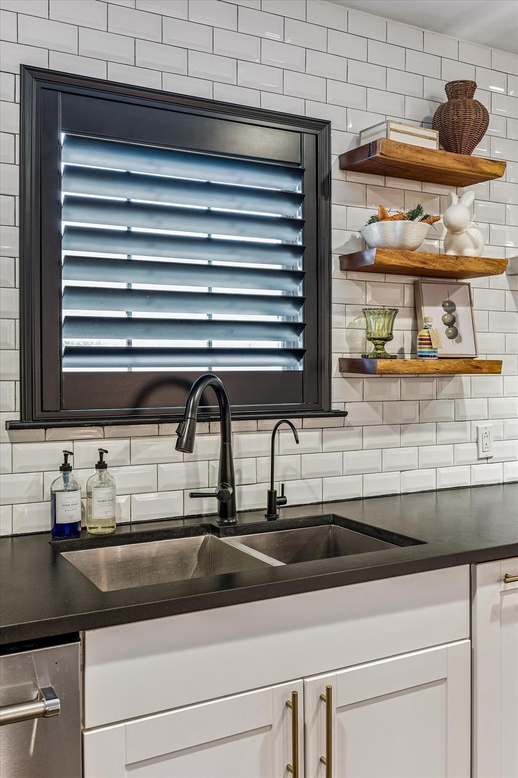 13830 Barryknoll Lane