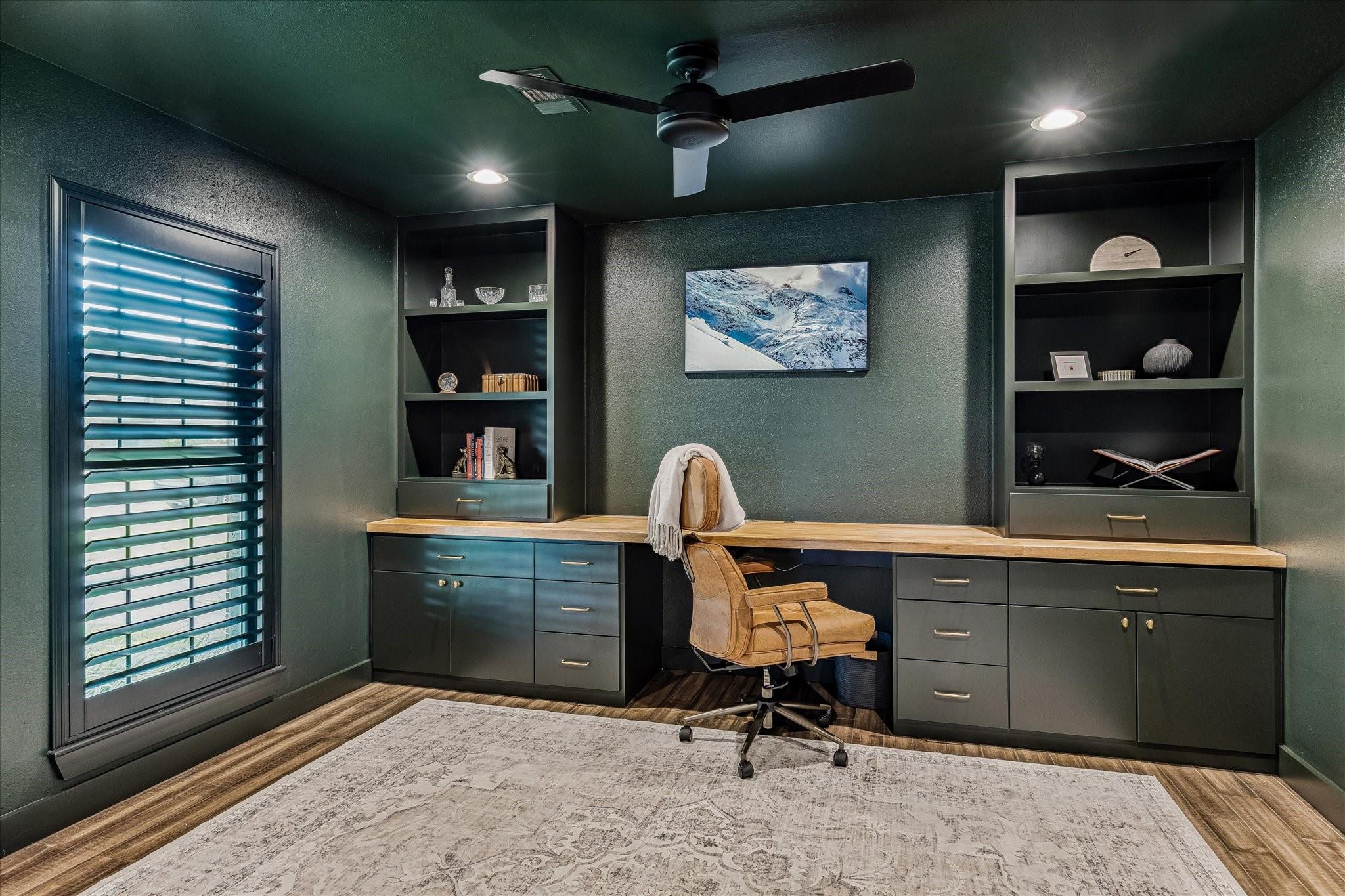 13830 Barryknoll Lane