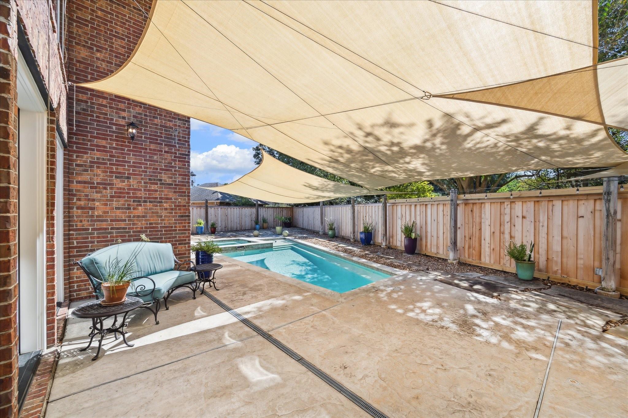 1202 Meadowlark Lane