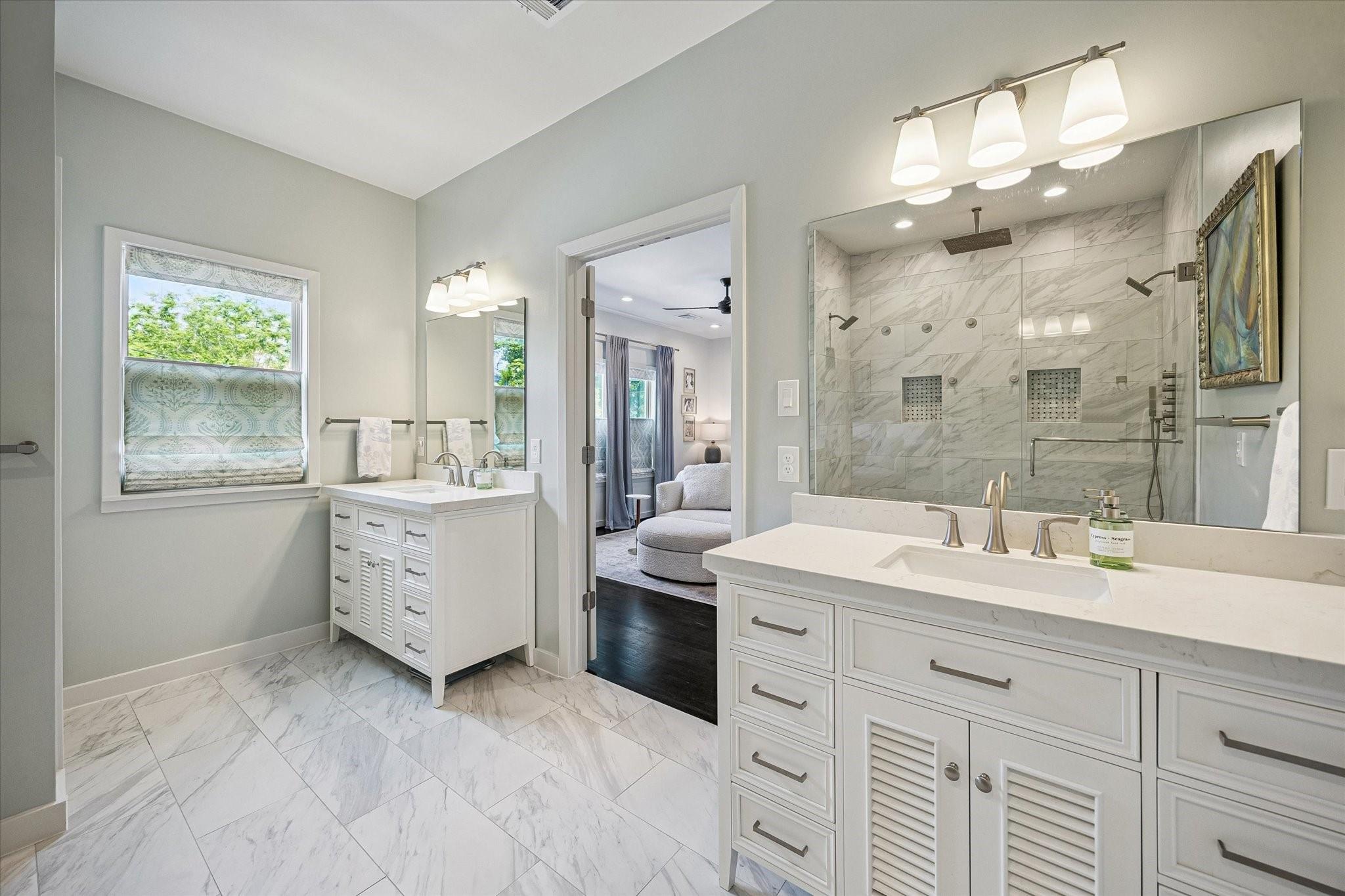 230 E 25th Street