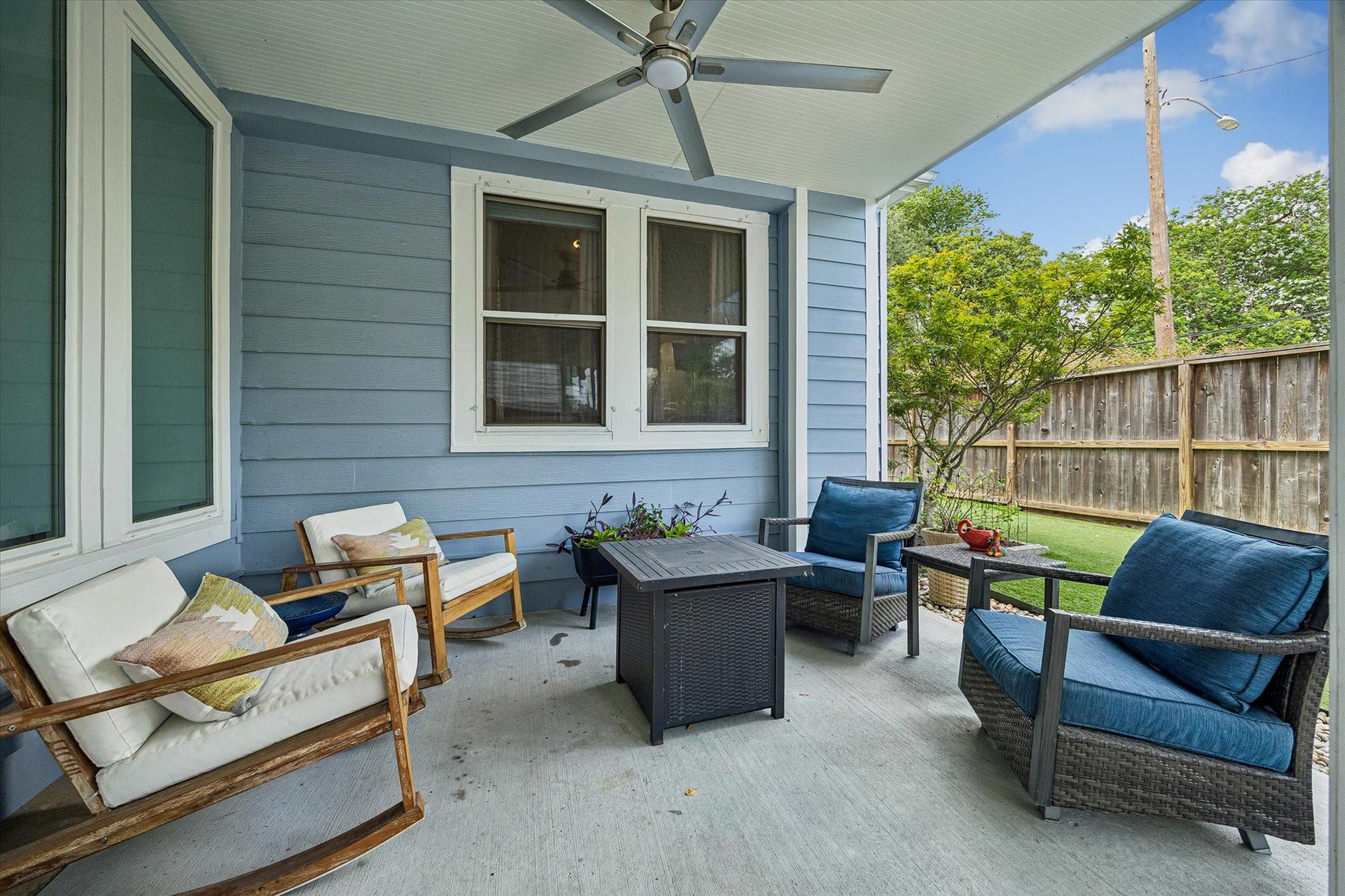 230 E 25th Street
