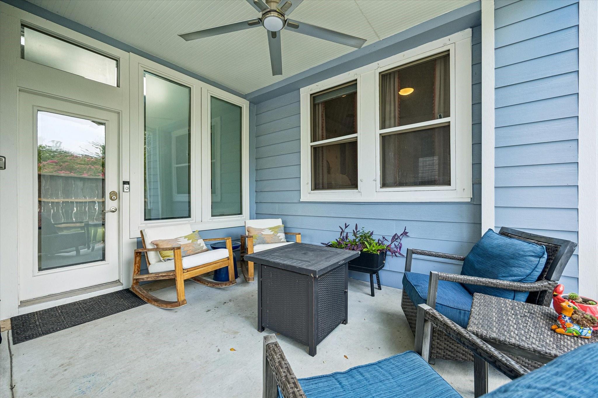 230 E 25th Street