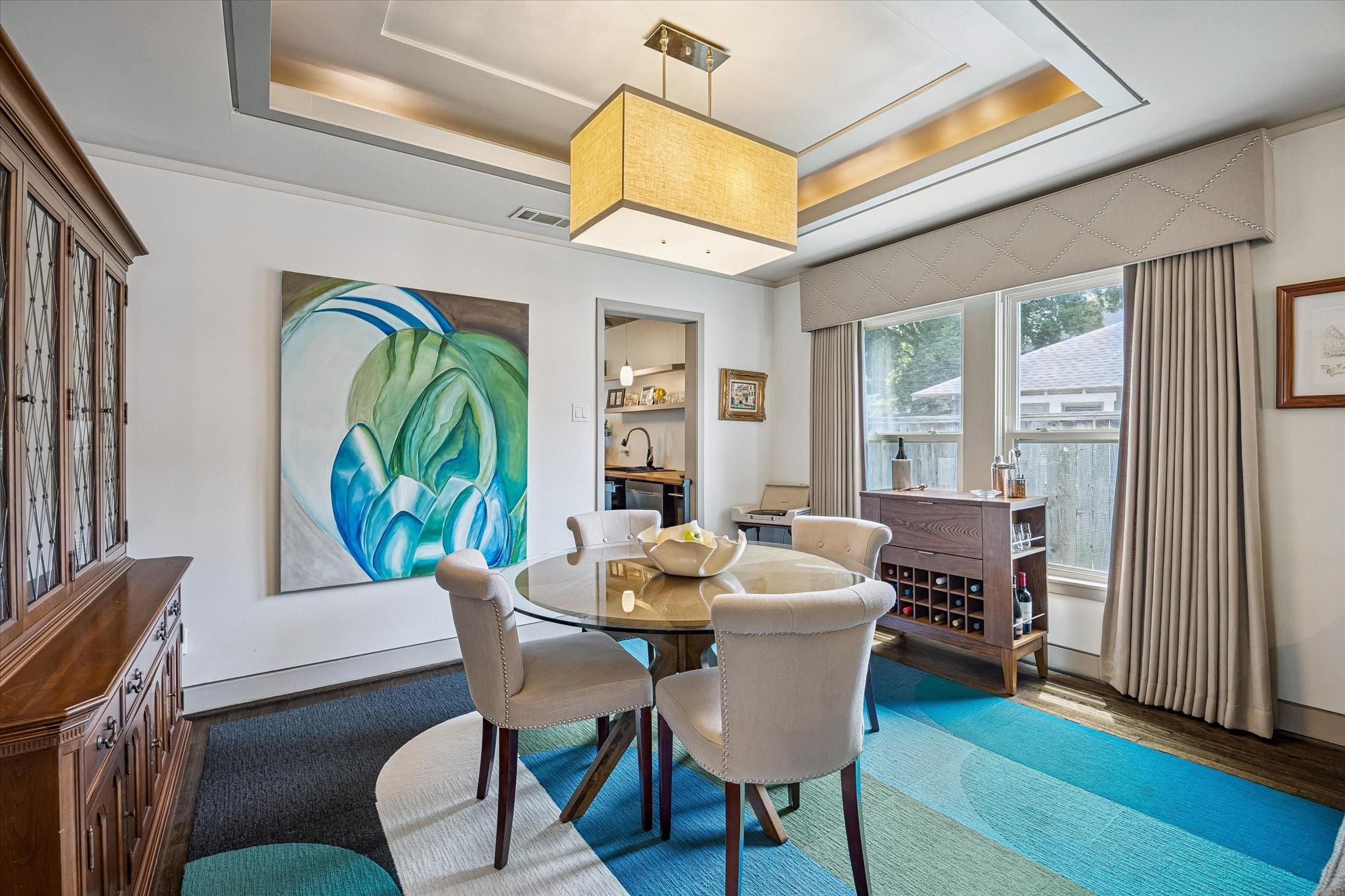 230 E 25th Street