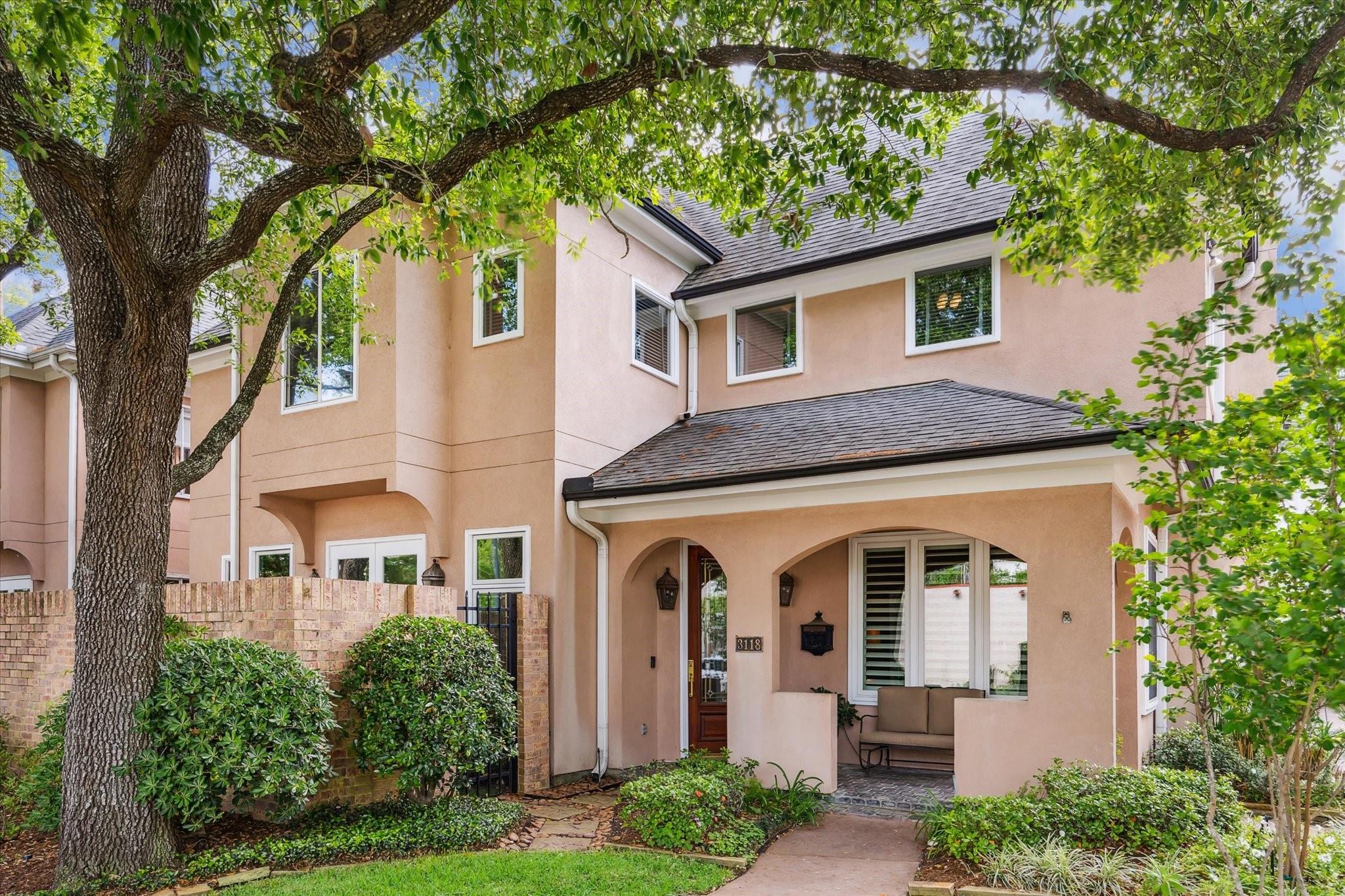 3118 Sackett Street