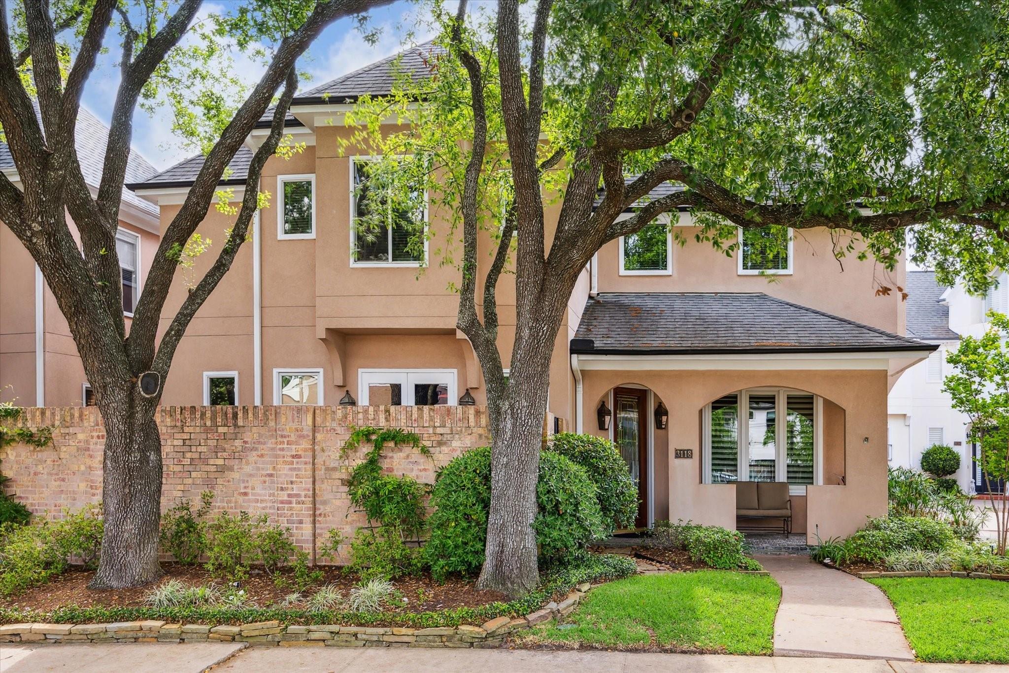 3118 Sackett Street