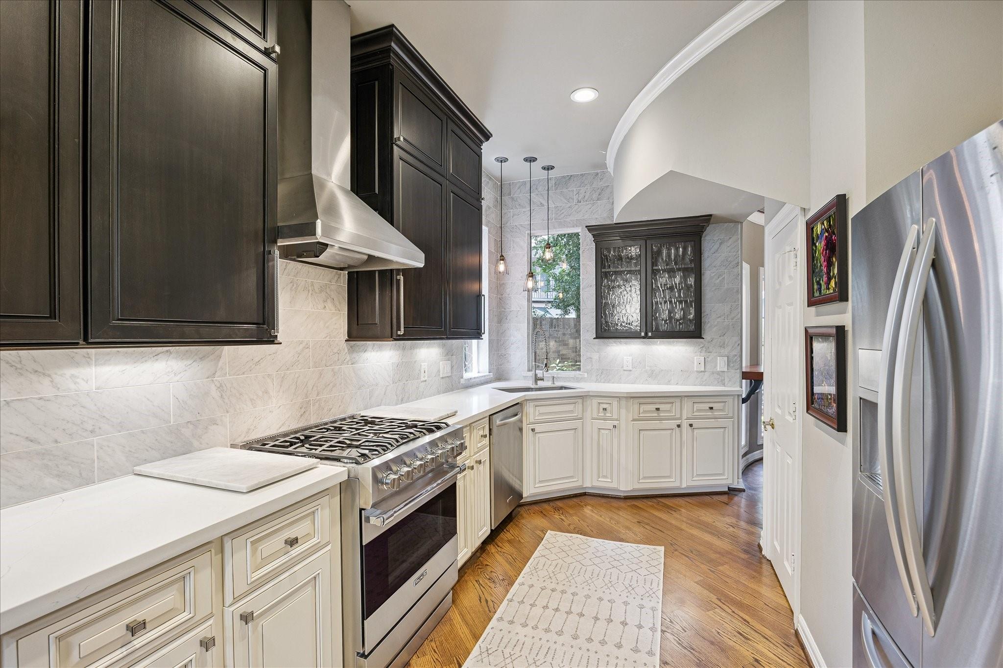 3118 Sackett Street
