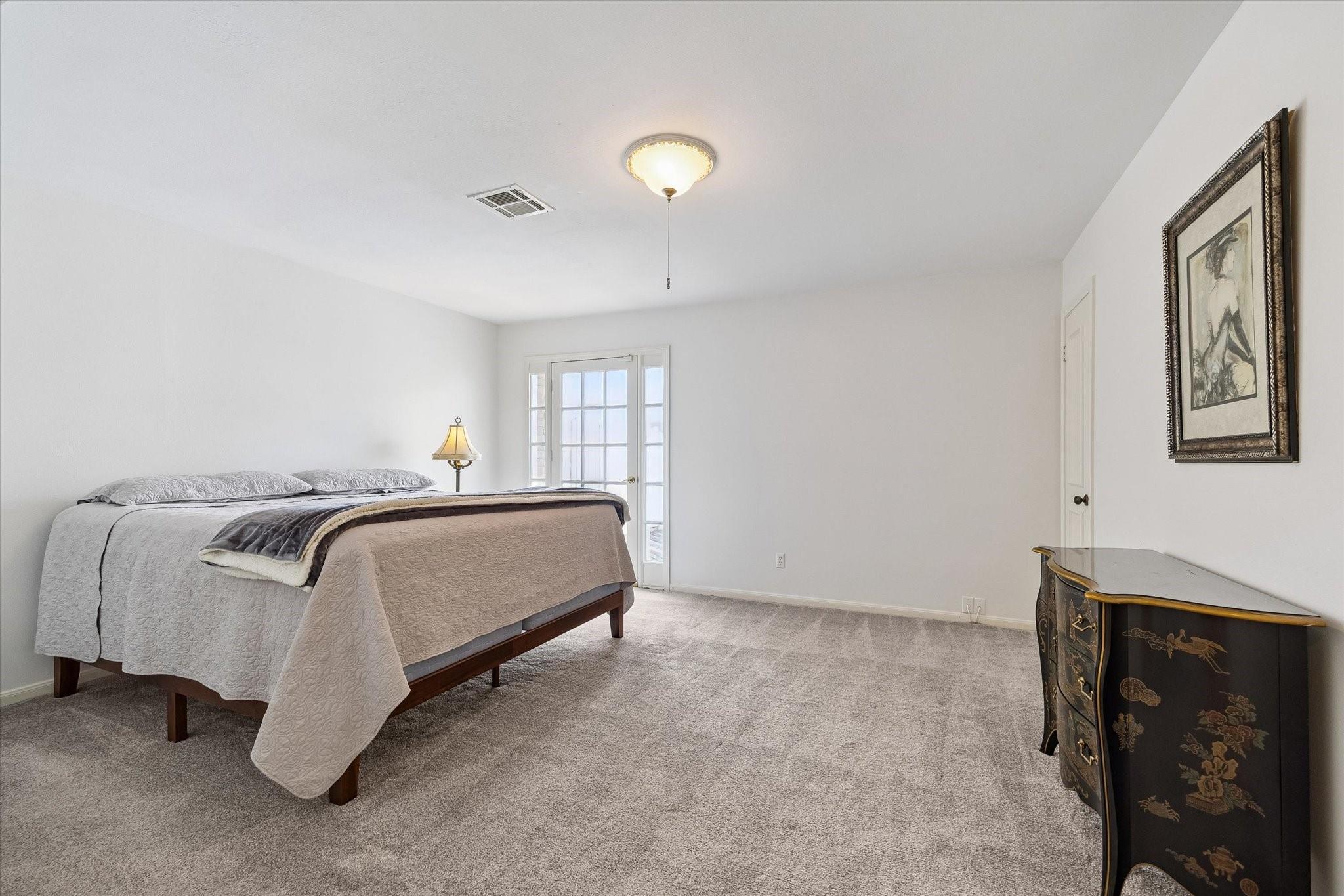 7615 Del Monte Drive