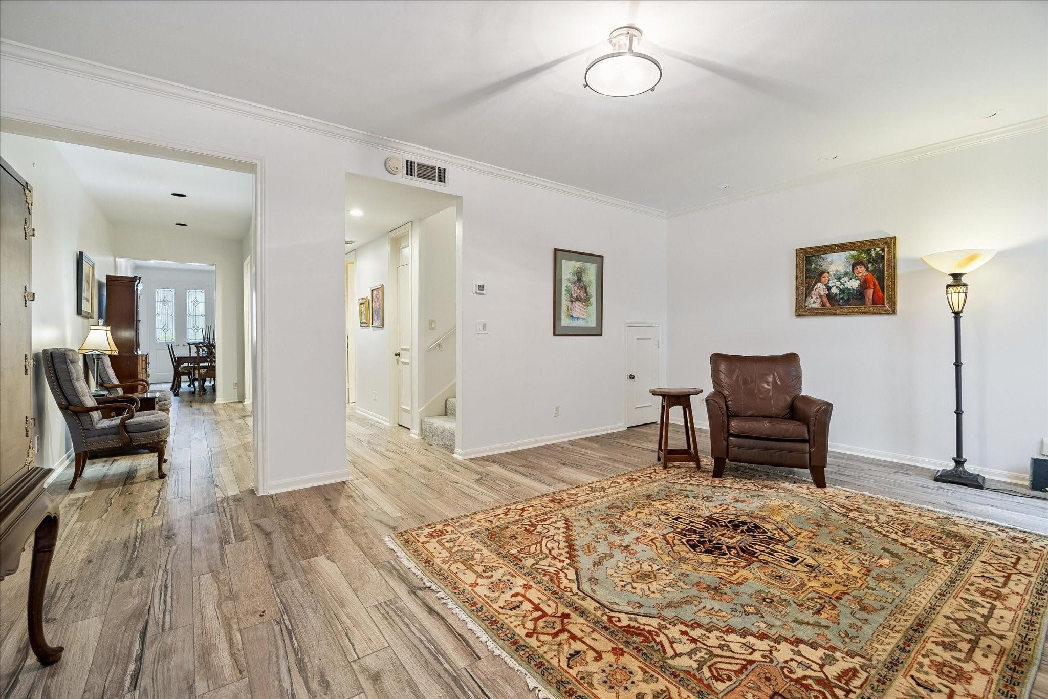 7615 Del Monte Drive