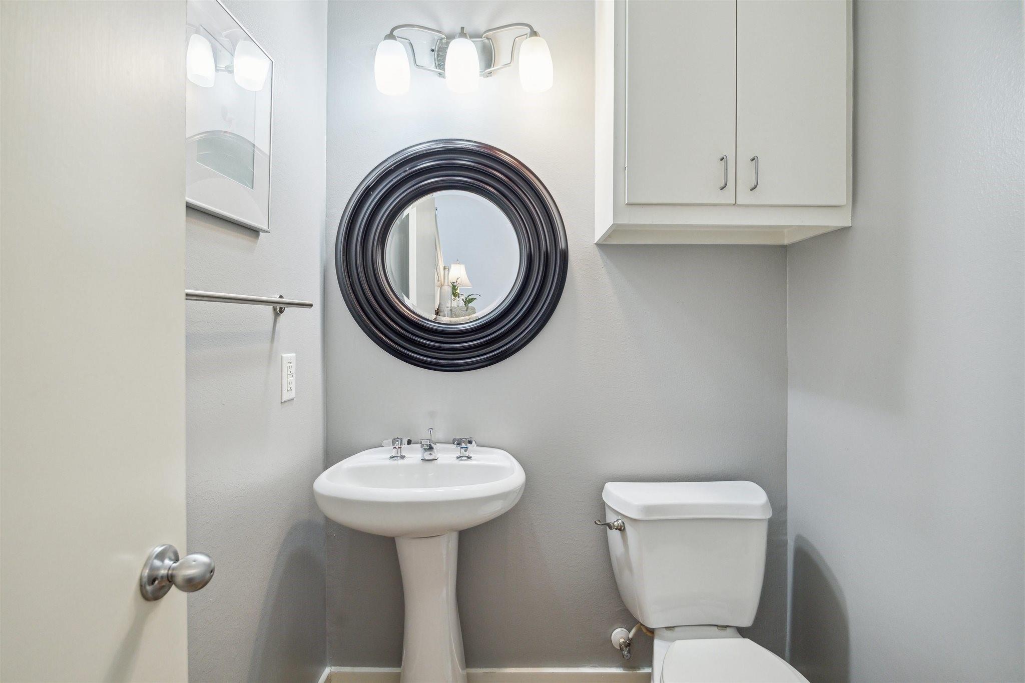 429 W 26th Street Unit: E