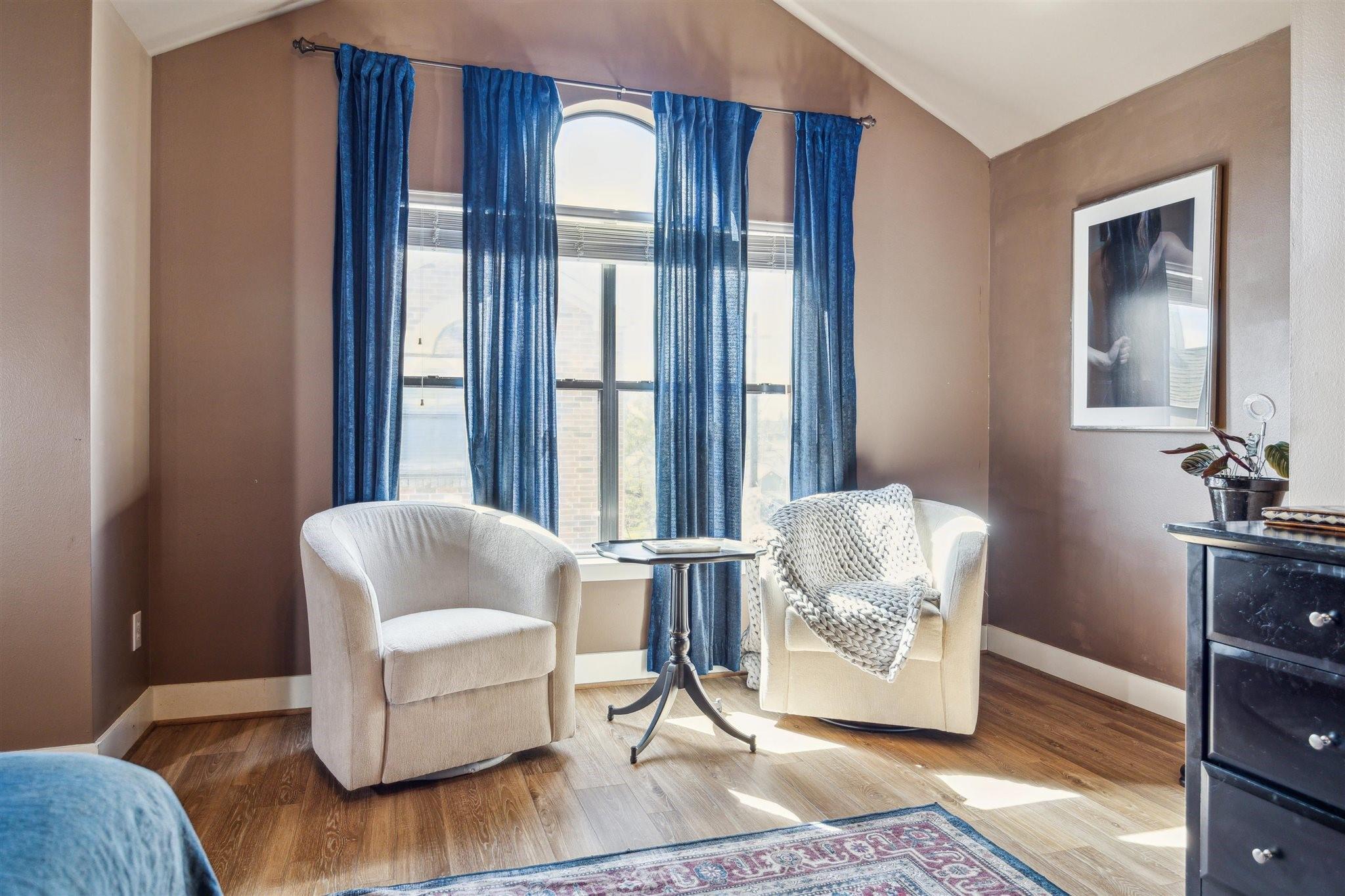 429 W 26th Street Unit: E