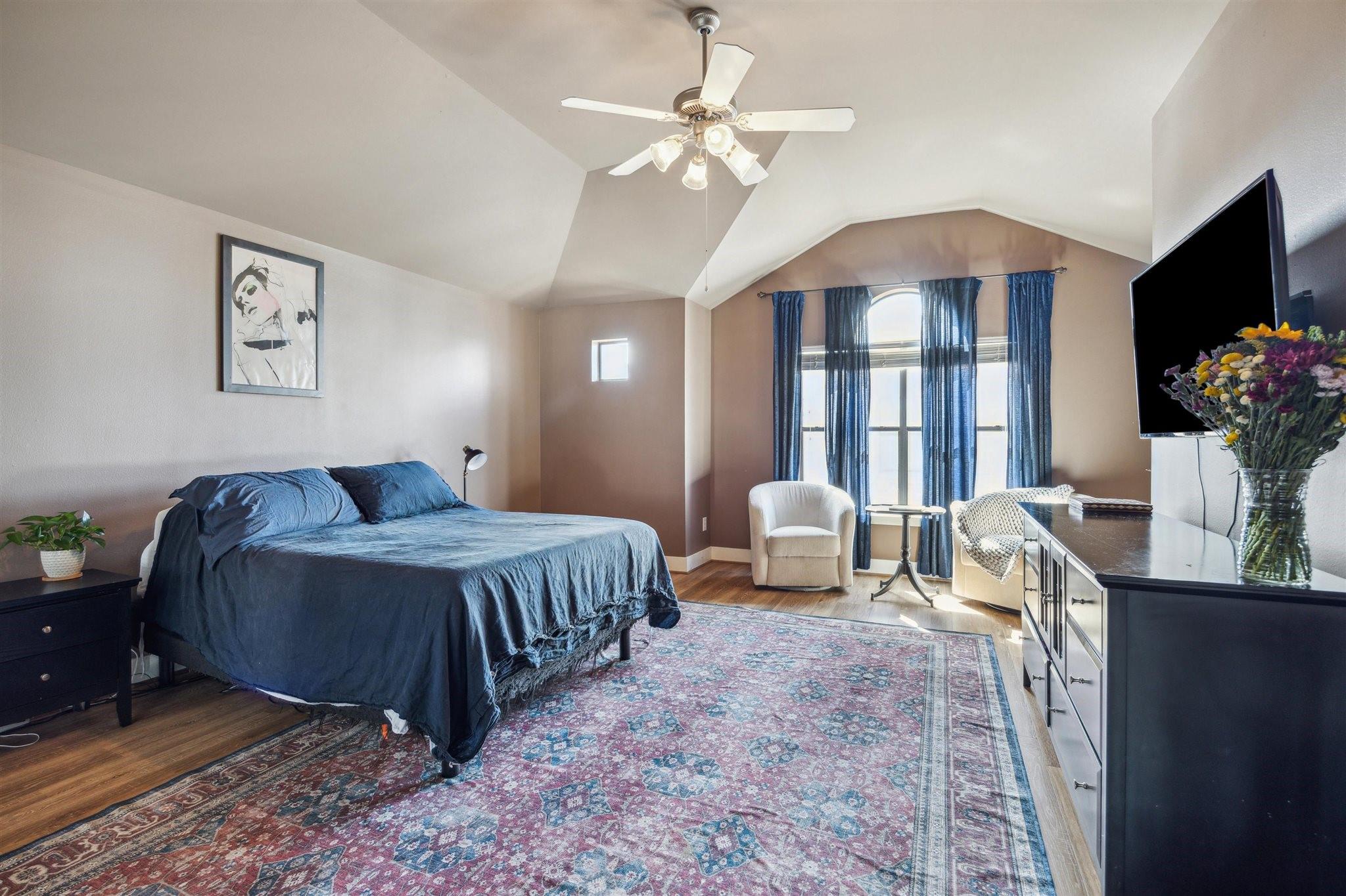 429 W 26th Street Unit: E