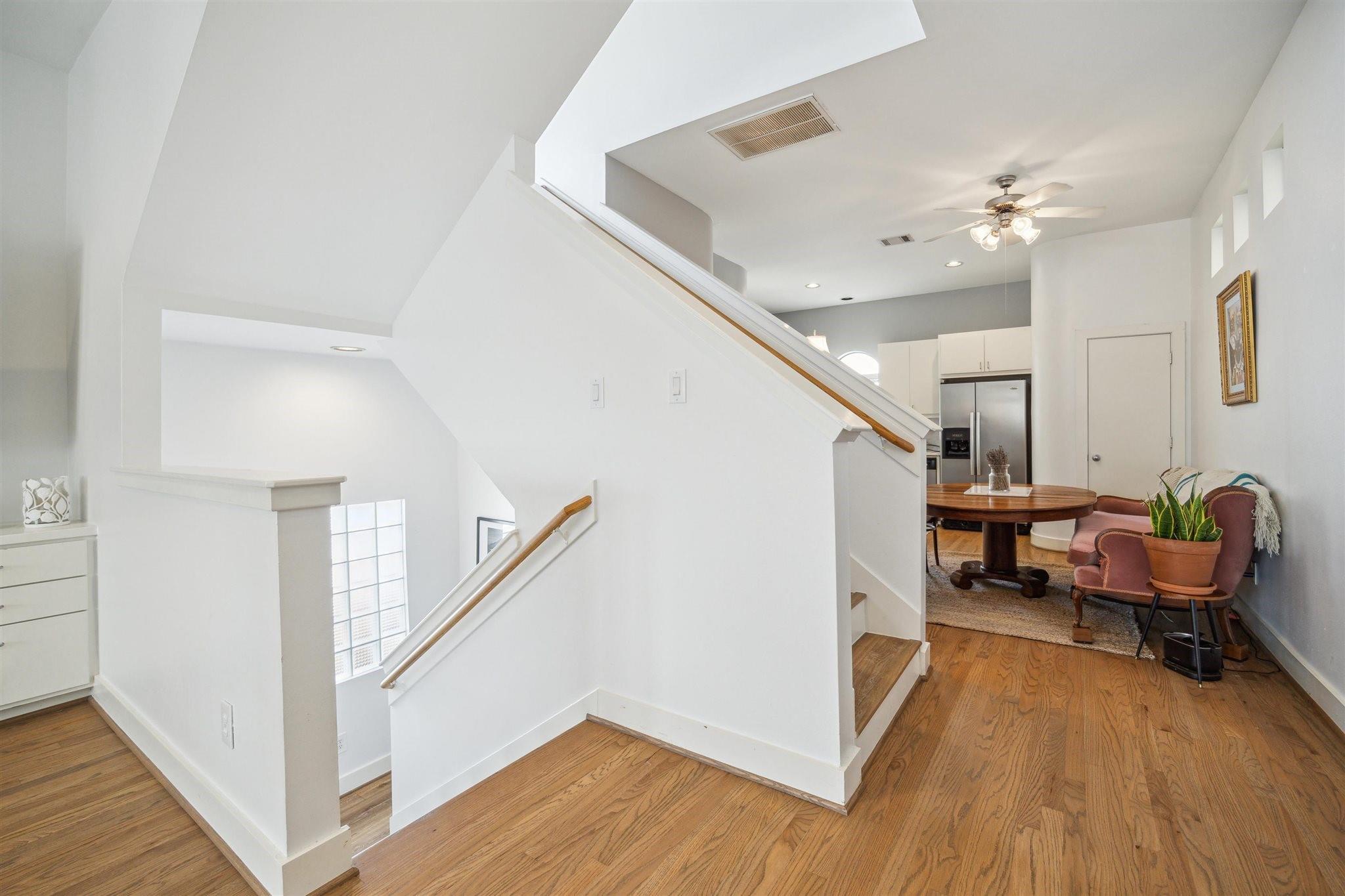 429 W 26th Street Unit: E