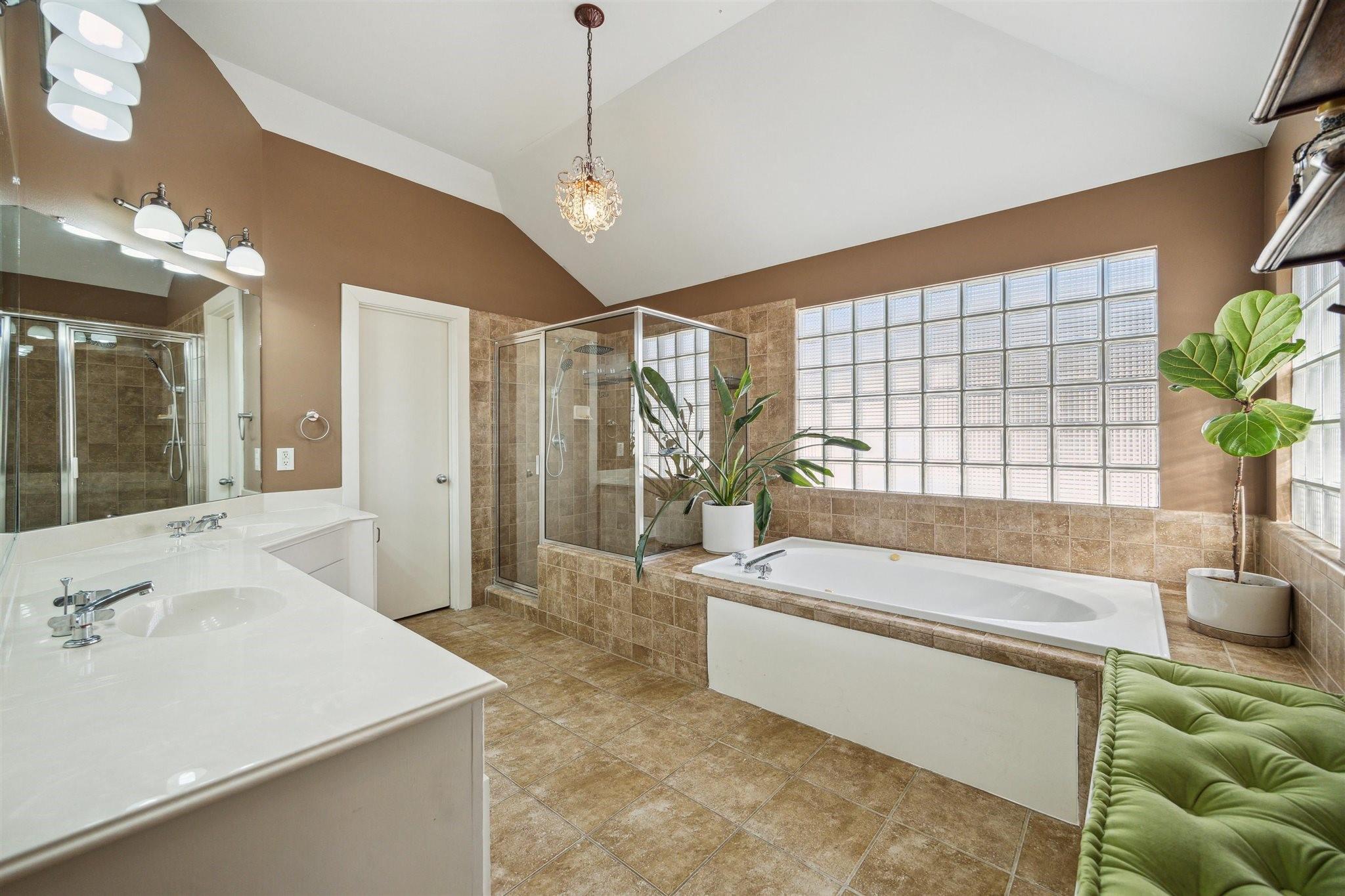 429 W 26th Street Unit: E