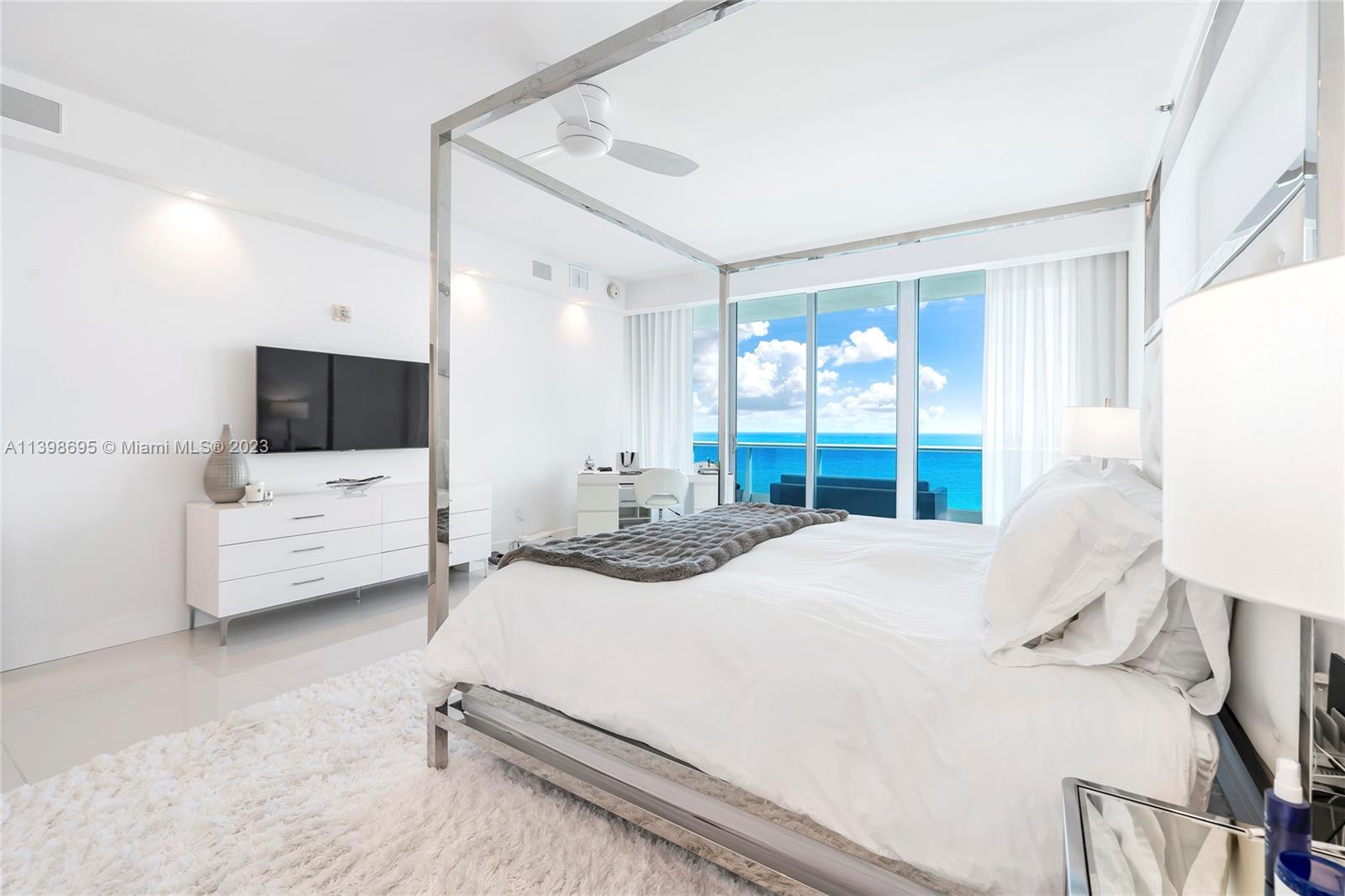 5959 Collins Ave Unit: 1606
