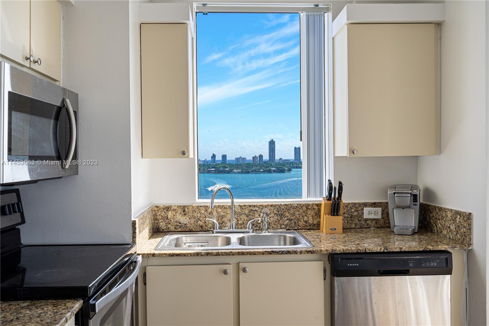 7601 E Treasure Dr Unit: 1720