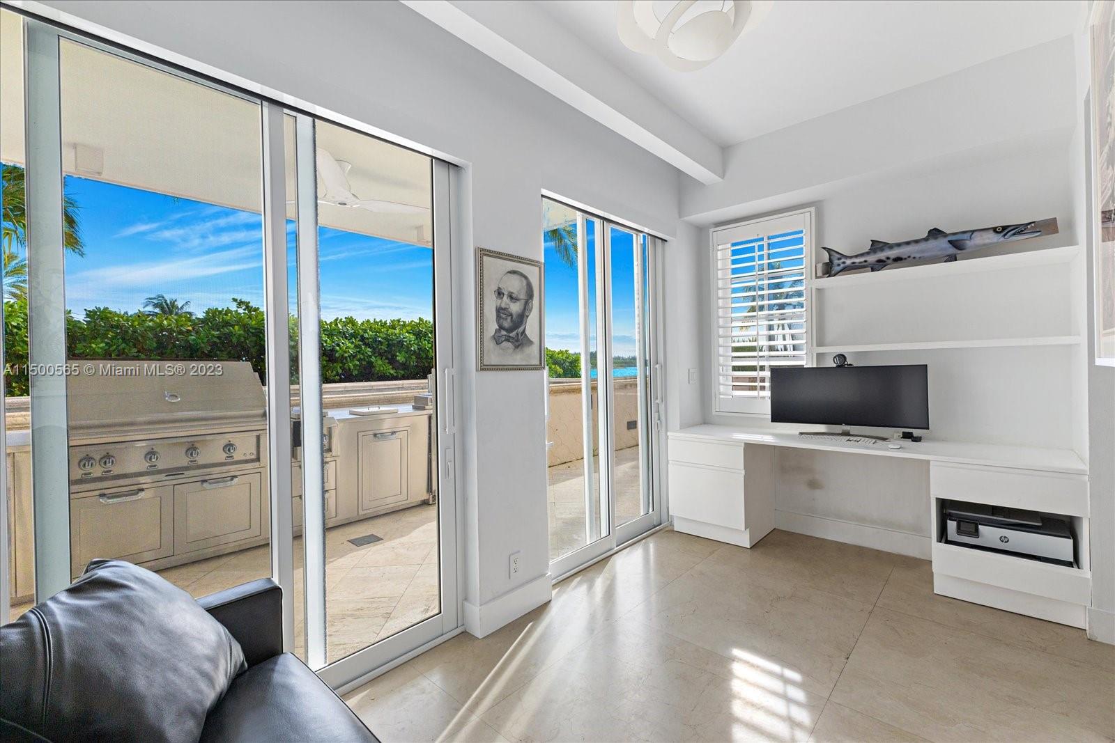 5211 Fisher Island Dr Unit: 5211