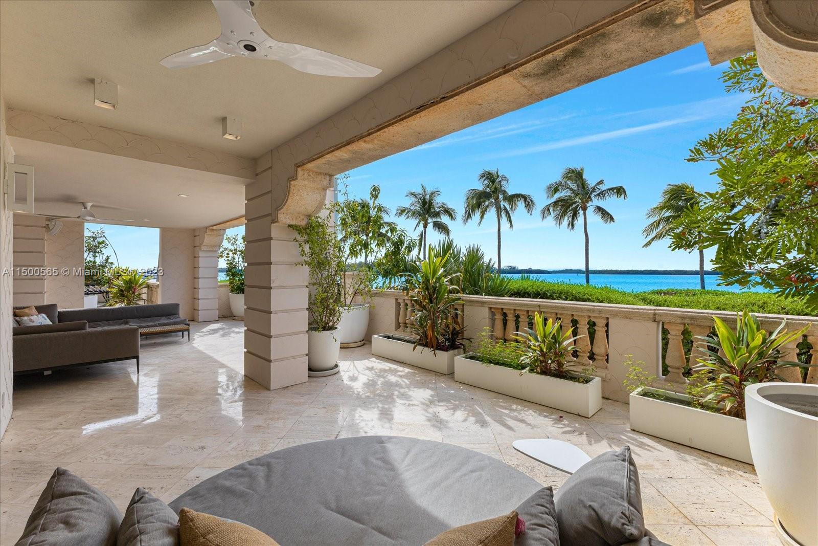 5211 Fisher Island Dr Unit: 5211